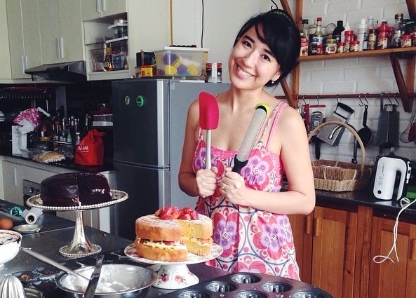 Co gai toan cau kinh doanh am thuc doc dao o Viet Nam hinh anh