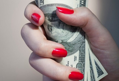 Nhung bong hong bi an xay to am cho dai gia hinh anh