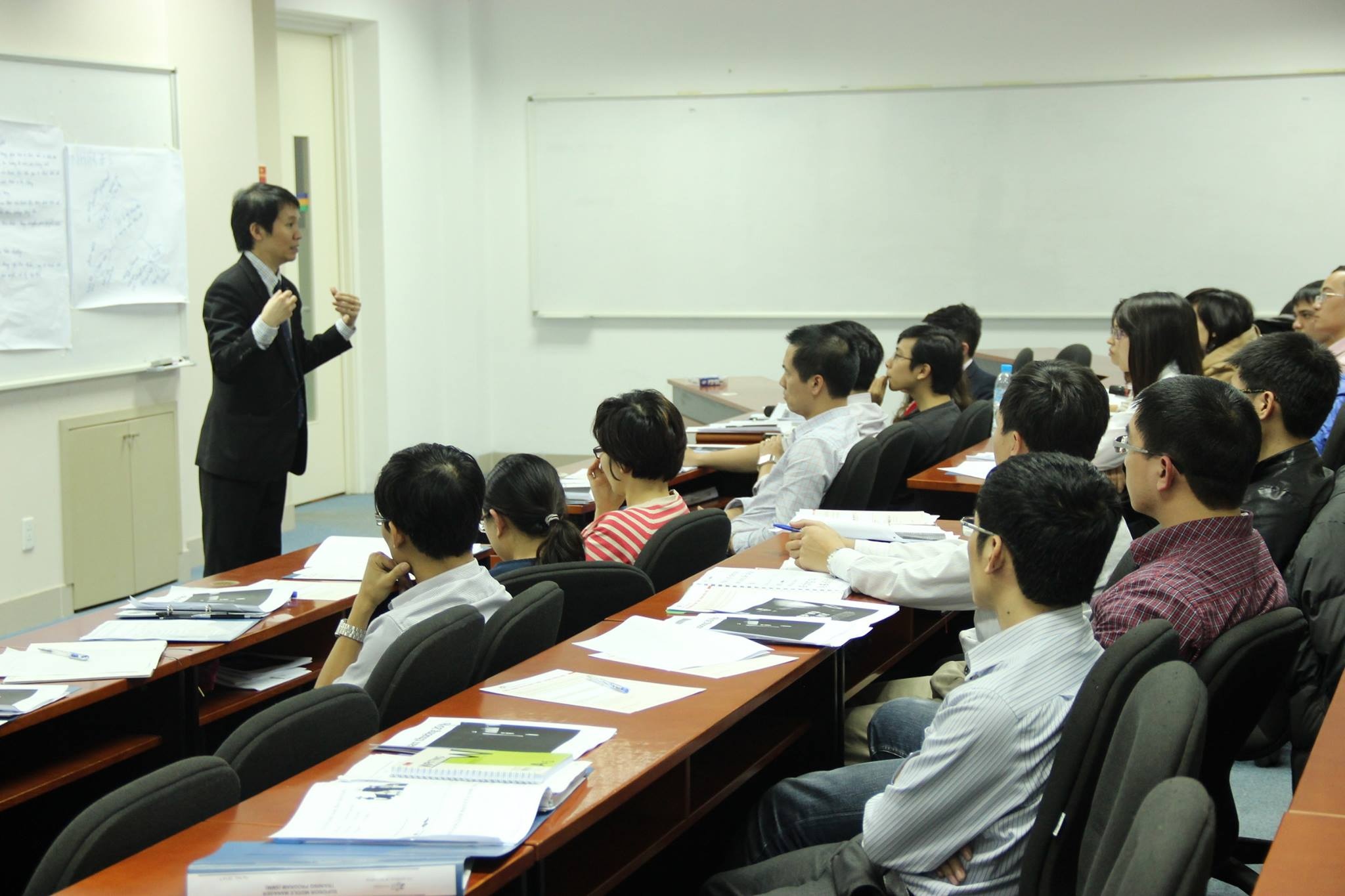 Hau truong nghe lam sep nhan luong nghin do o Viet Nam hinh anh