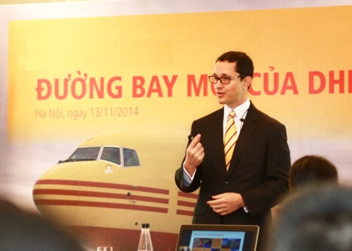 DHL mo duong bay chuyen hang quoc te trong ngay hinh anh