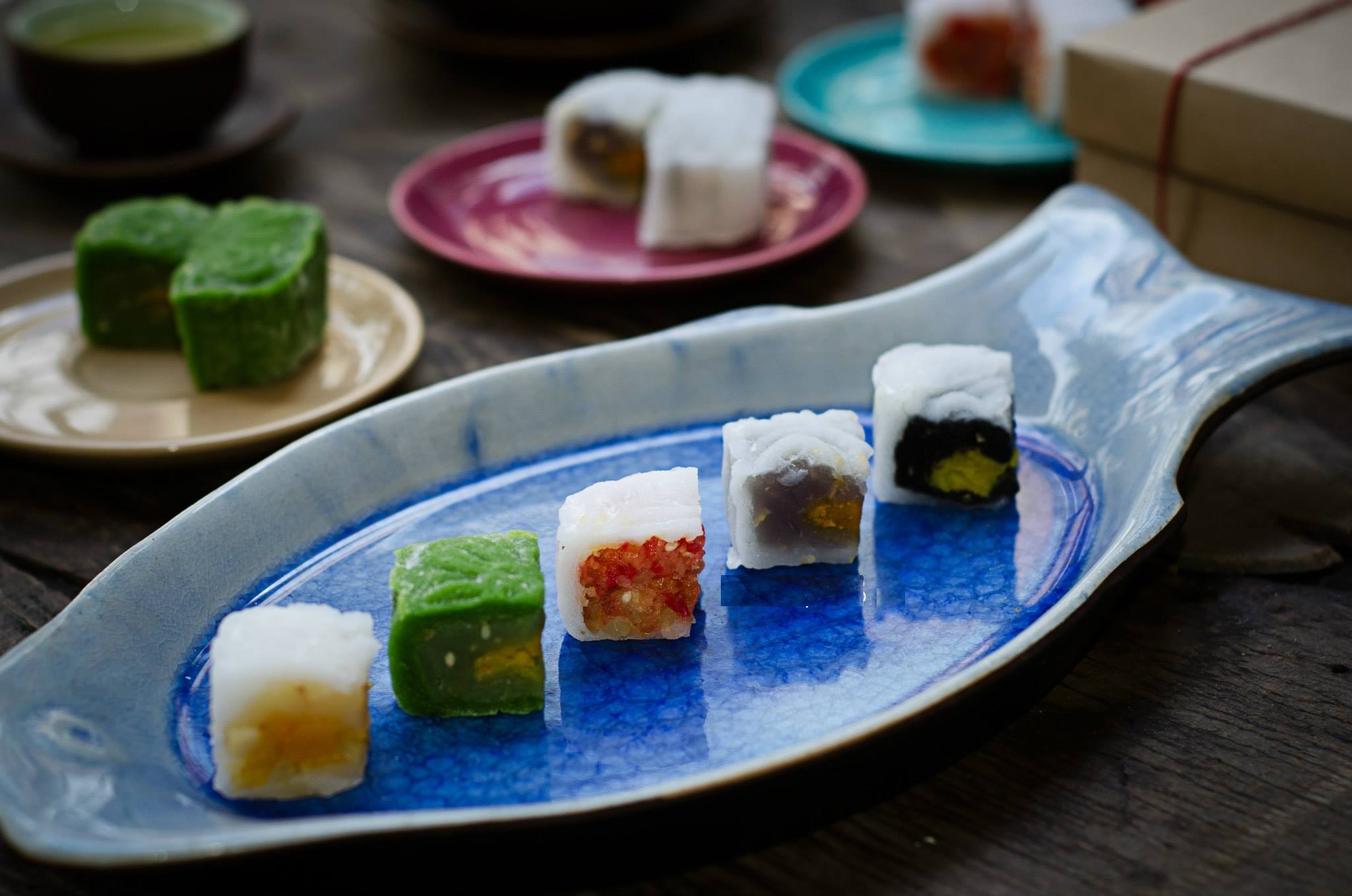 3 co gai 8X ban do ti hon 3 xu thu tien trieu hinh anh