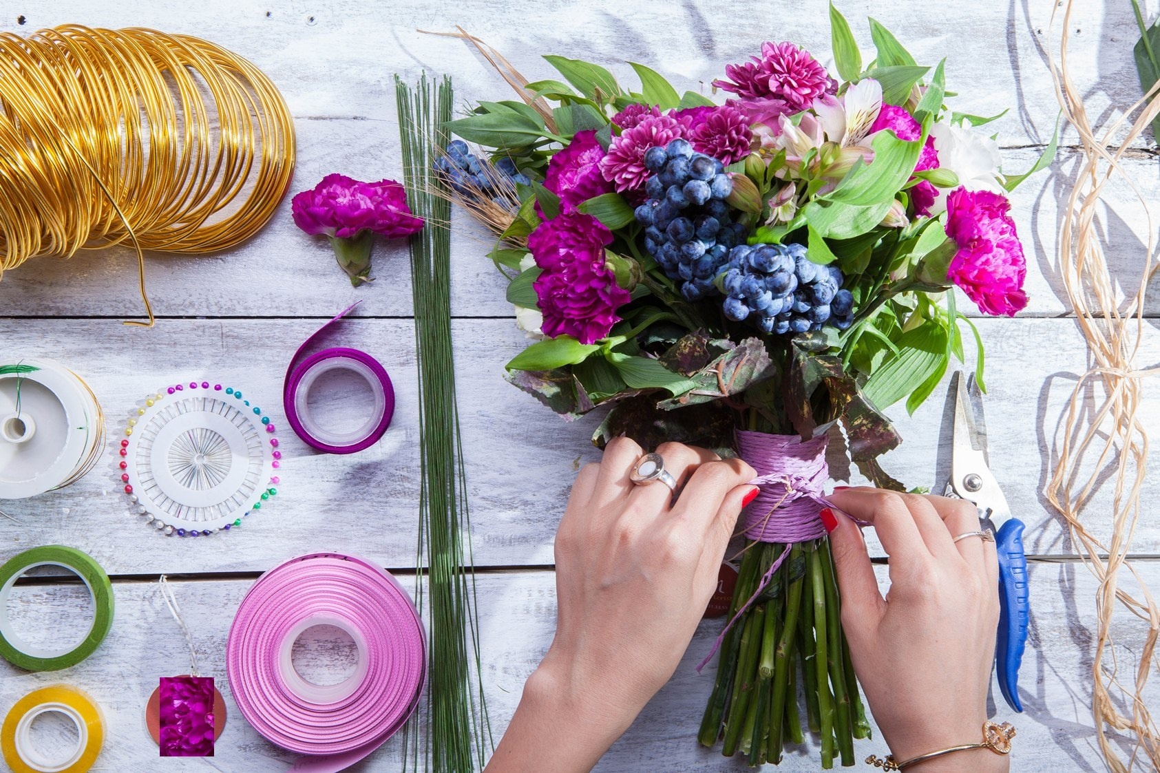 Thuong hieu hoa tuoi thanh cong tu 100 like tren Facebook hinh anh