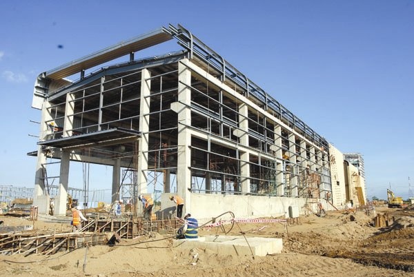 Toat mo hoi voi tien thue dat hinh anh