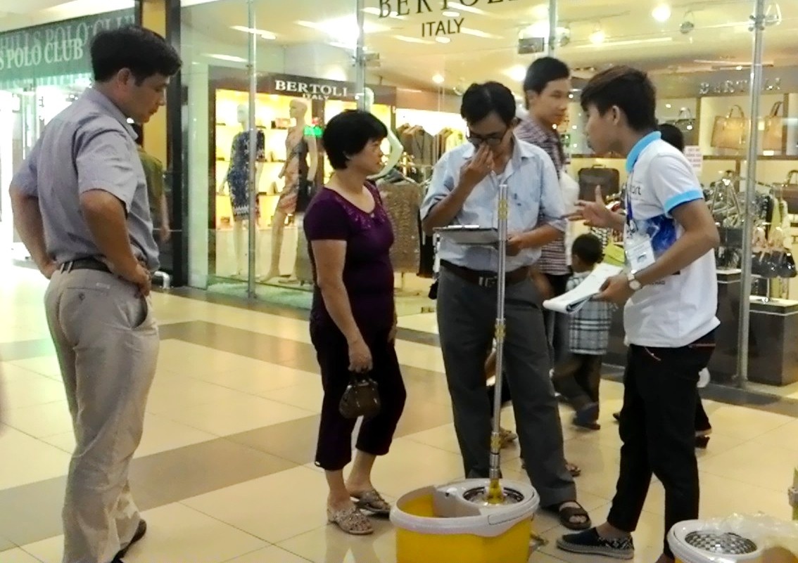 Va mo hoi, khan tieng voi cong viec duoc tra 500.000 dong hinh anh