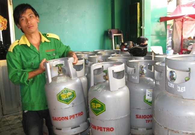 Gia gas tang 1.500 dong/binh 12 kg tu 1/5 hinh anh