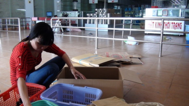 Sieu thi mien thue o Tinh Bien da dong cua hinh anh