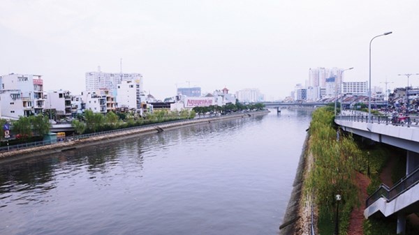 TP HCM coi mo de don song dau tu hinh anh