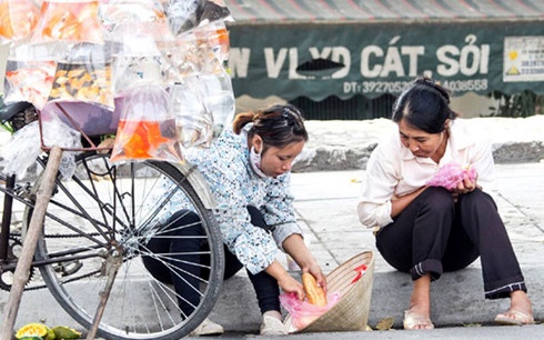 Lam sao de dua BHXH tu nguyen den voi lao dong tu do? hinh anh