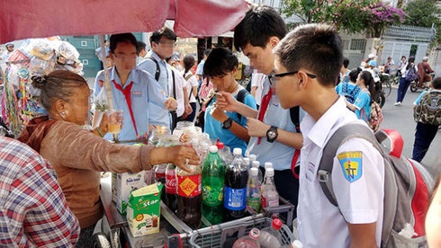 De xuat hang rong phai cam ket an toan thuc pham hinh anh