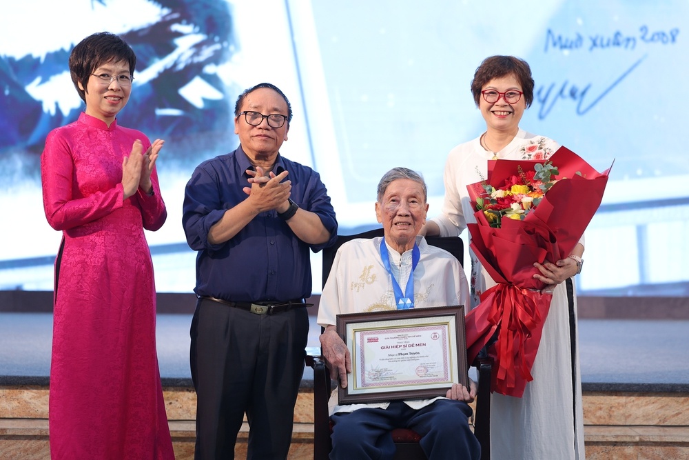 Hiep si De Men,  Pham Tuyen,  am nhac thieu nhi anh 1