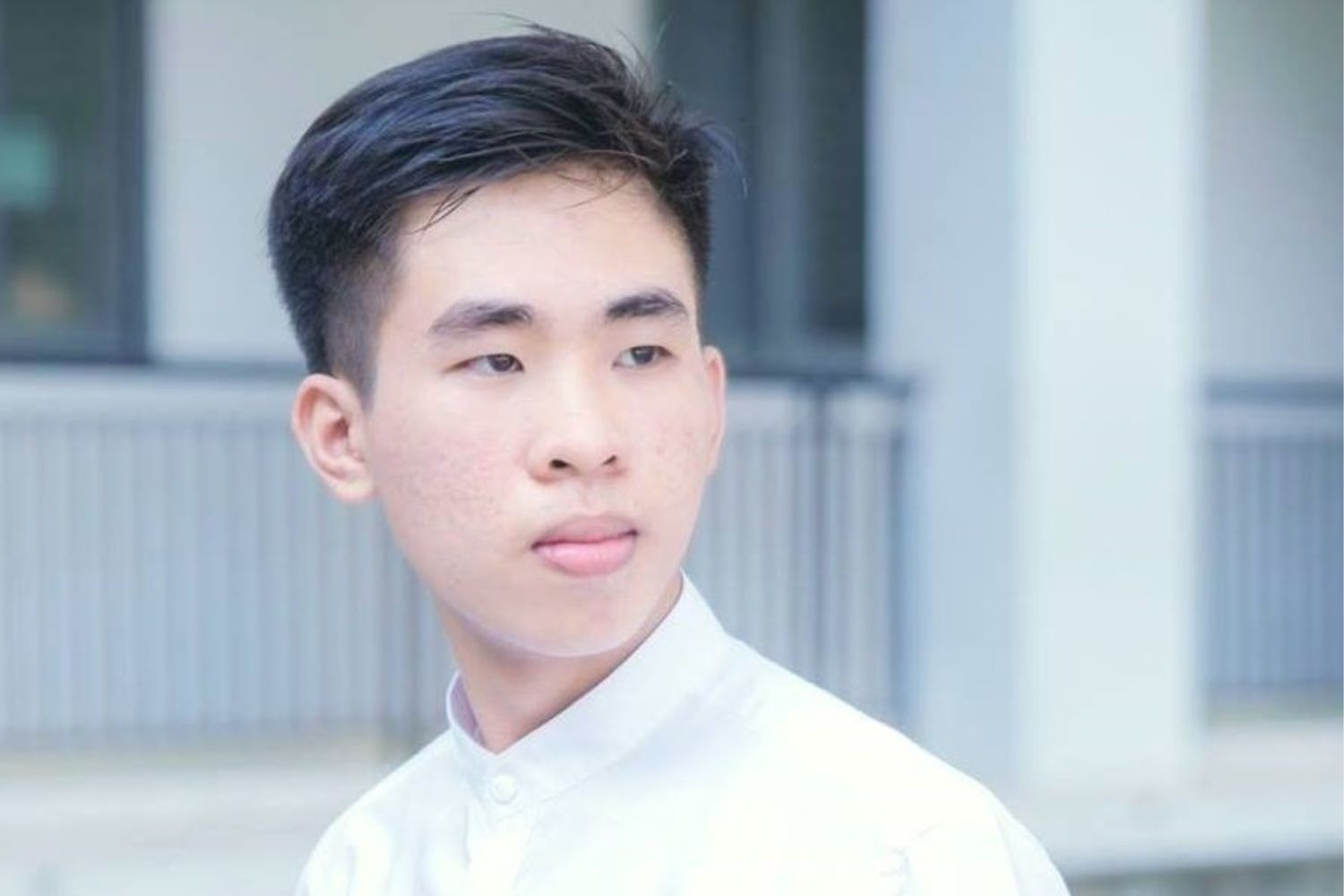 Viet tho trong dem gac, gio nghi duong hanh quan hinh anh