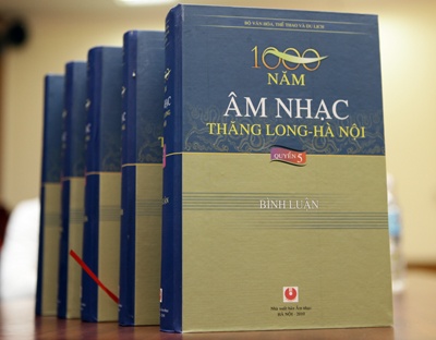 Dang Hoanh Loan,  nghien cuu am nhac,  am nhac dan toc anh 2