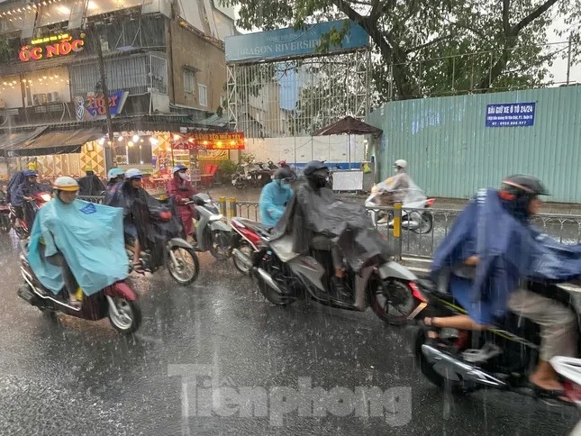 Thoi tiet TP.HCM anh 1
