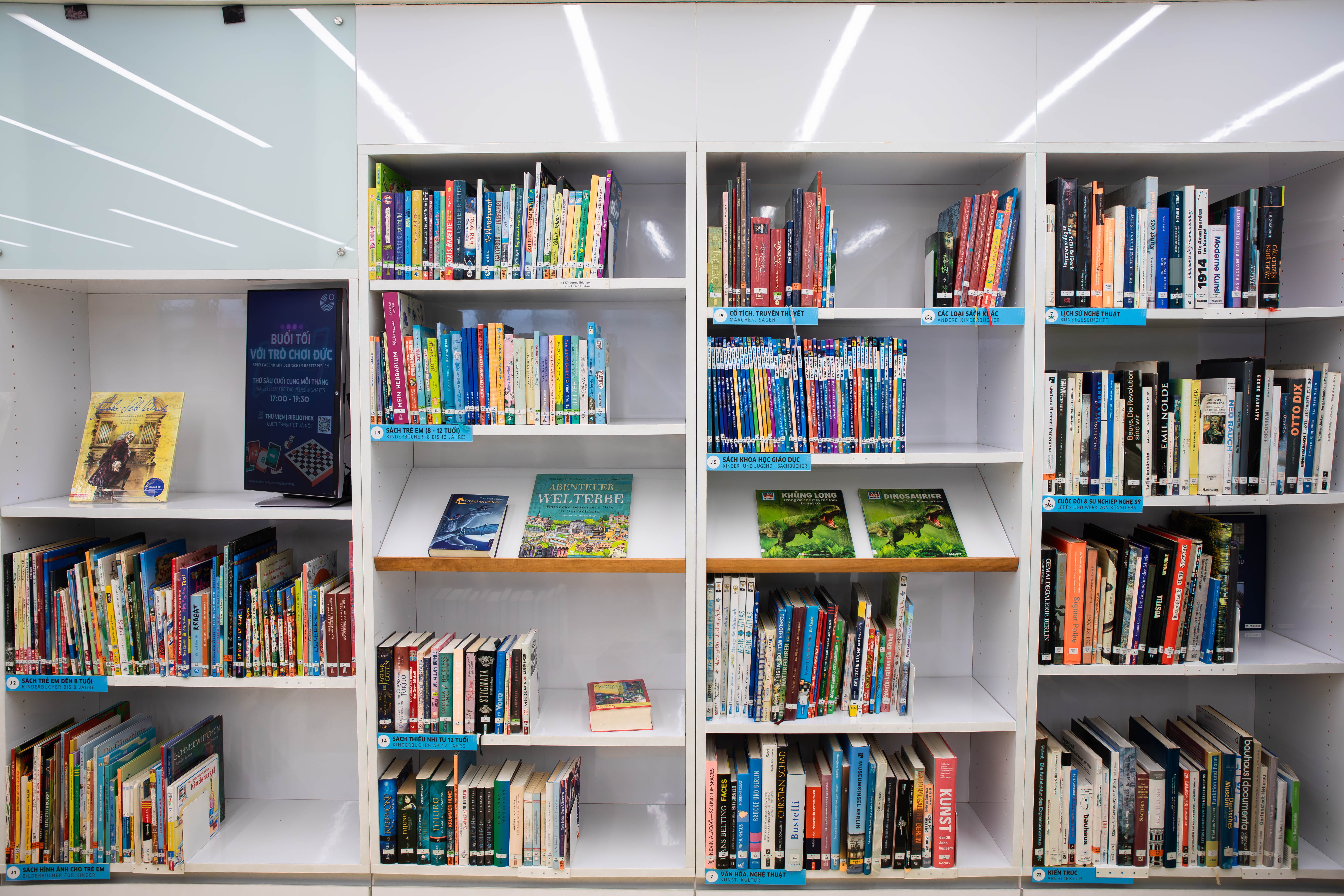 thu vien doc sach,  thu vien mien phi,  khong gian van hoa,  van hoc Duc anh 10