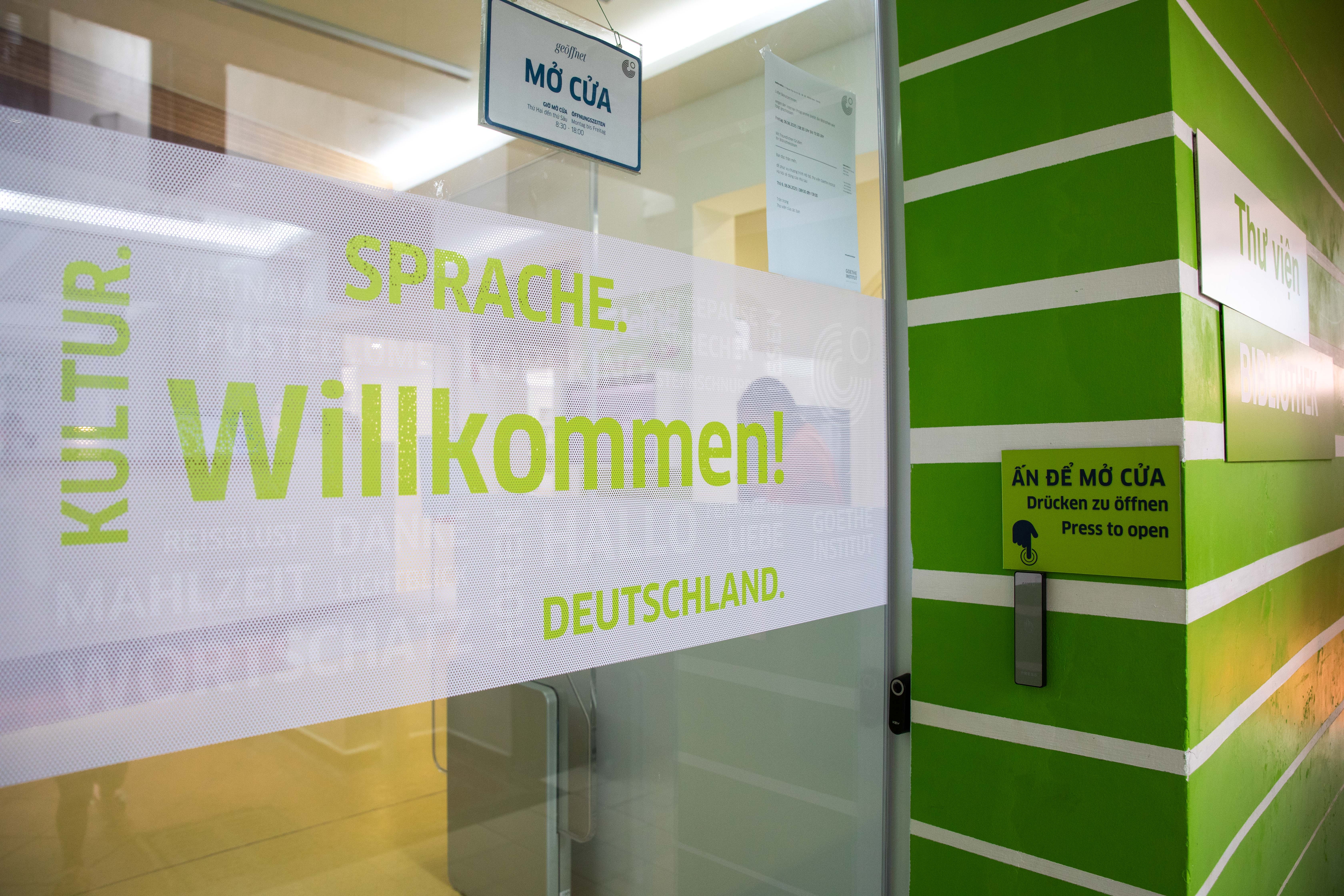 thu vien doc sach,  thu vien mien phi,  khong gian van hoa,  van hoc Duc anh 2