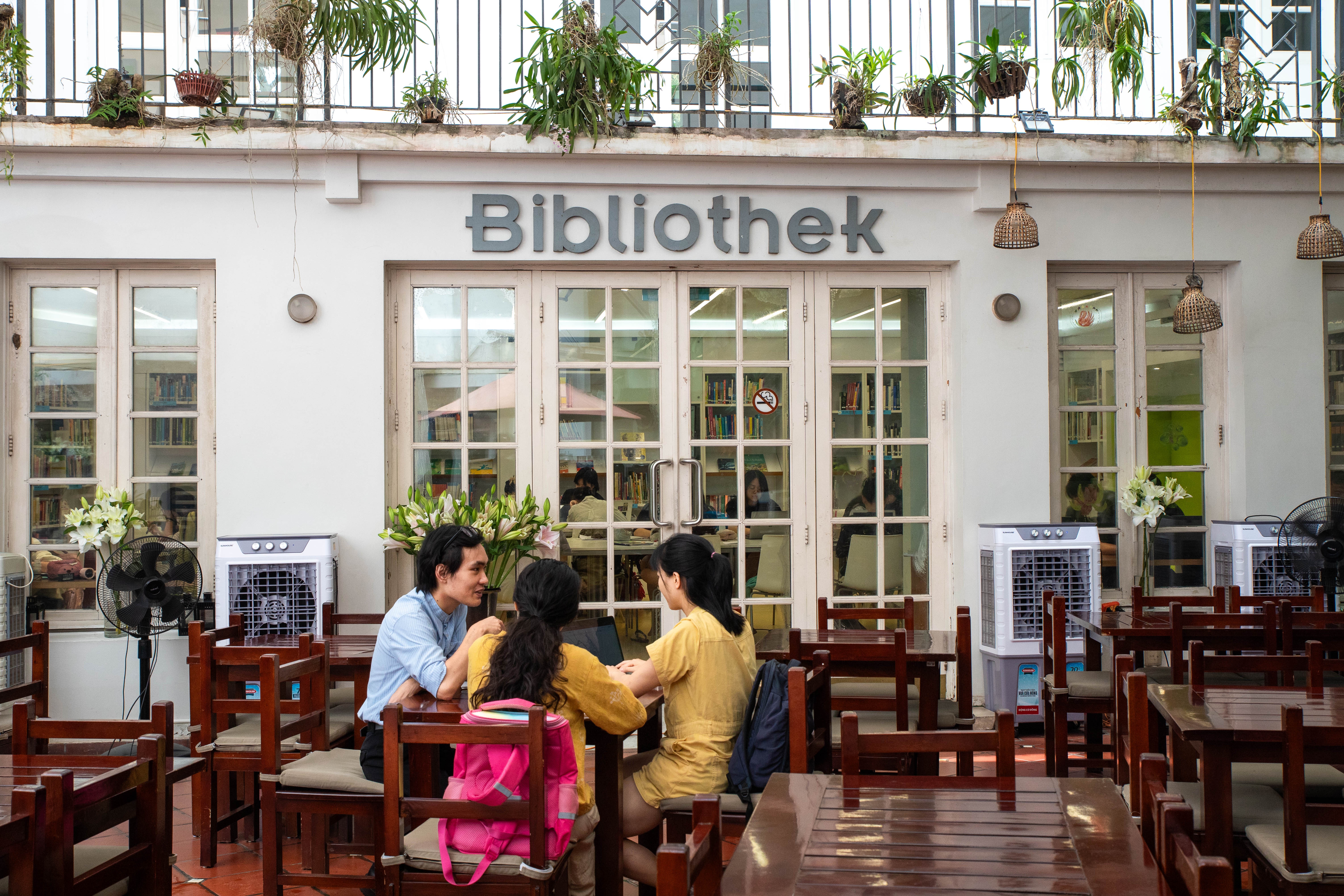 thu vien doc sach,  thu vien mien phi,  khong gian van hoa,  van hoc Duc anh 22