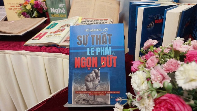 Ho Quang Loi,  sach nghe bao,  ky niem nganh bao,  bao chi cach mang anh 3