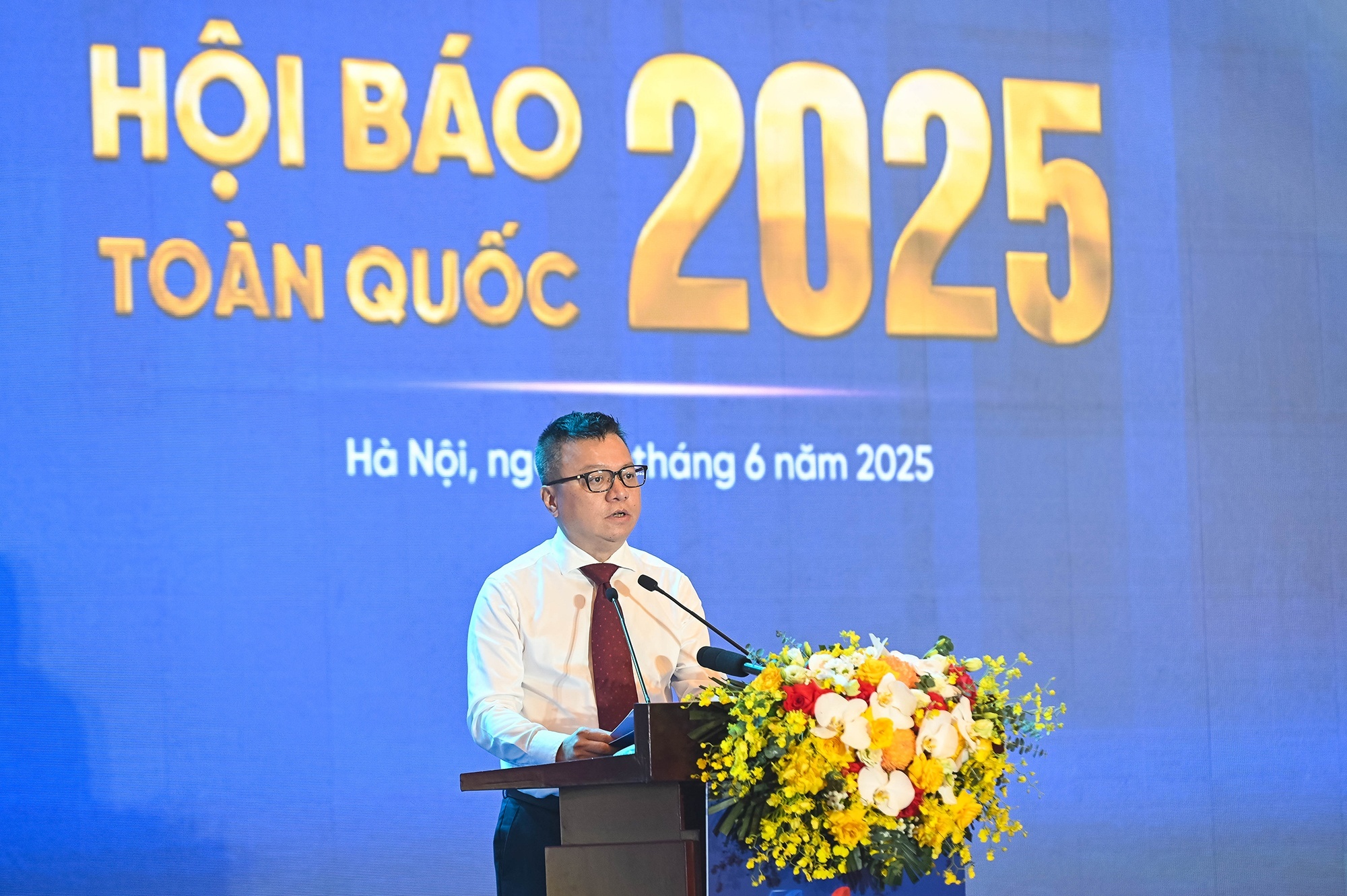 Hoi Bao toan quoc,  bao chi cach mang,  ky niem bao chi,  Khai mac Hoi bao anh 9