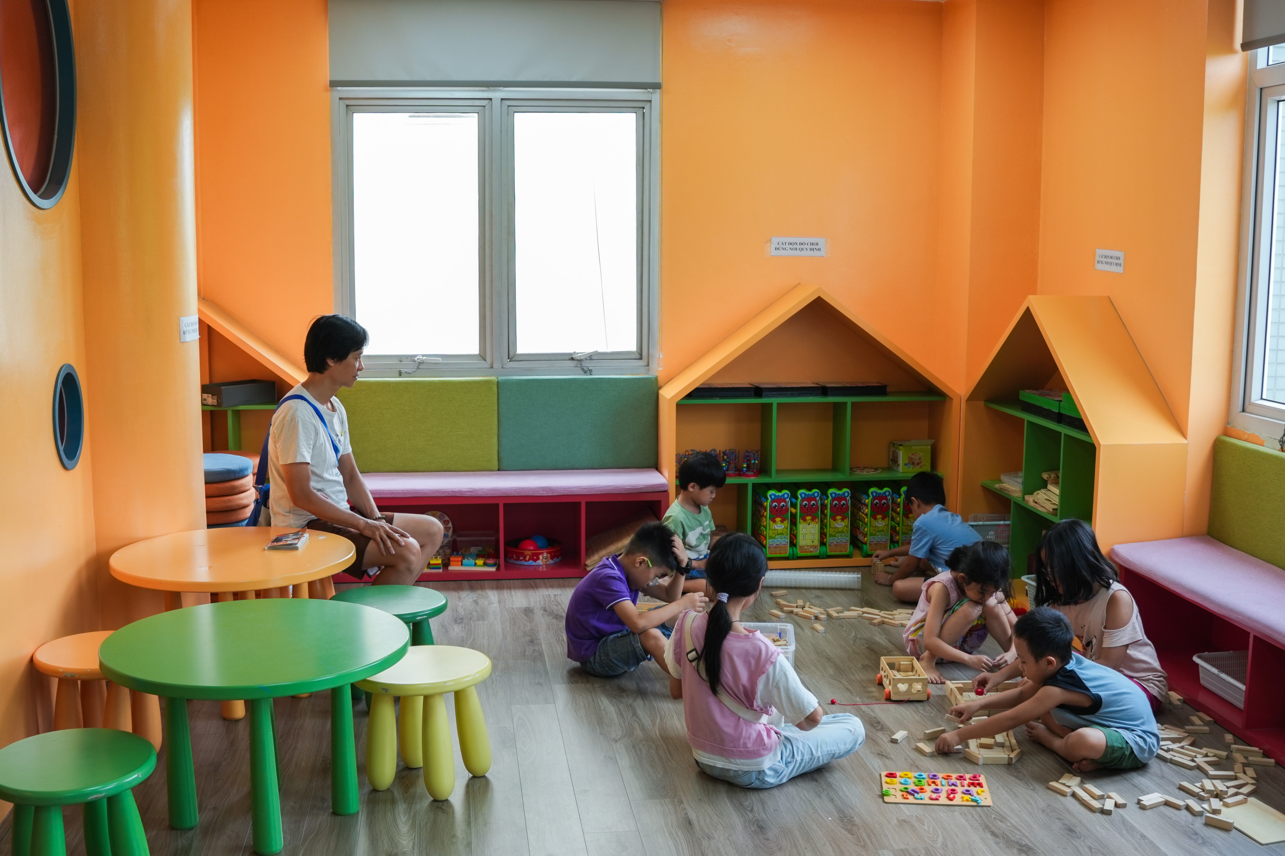 Thu vien Ha Noi,  thu vien,  khong gian hoc,  khong gian mien phi,  muon sach anh 10