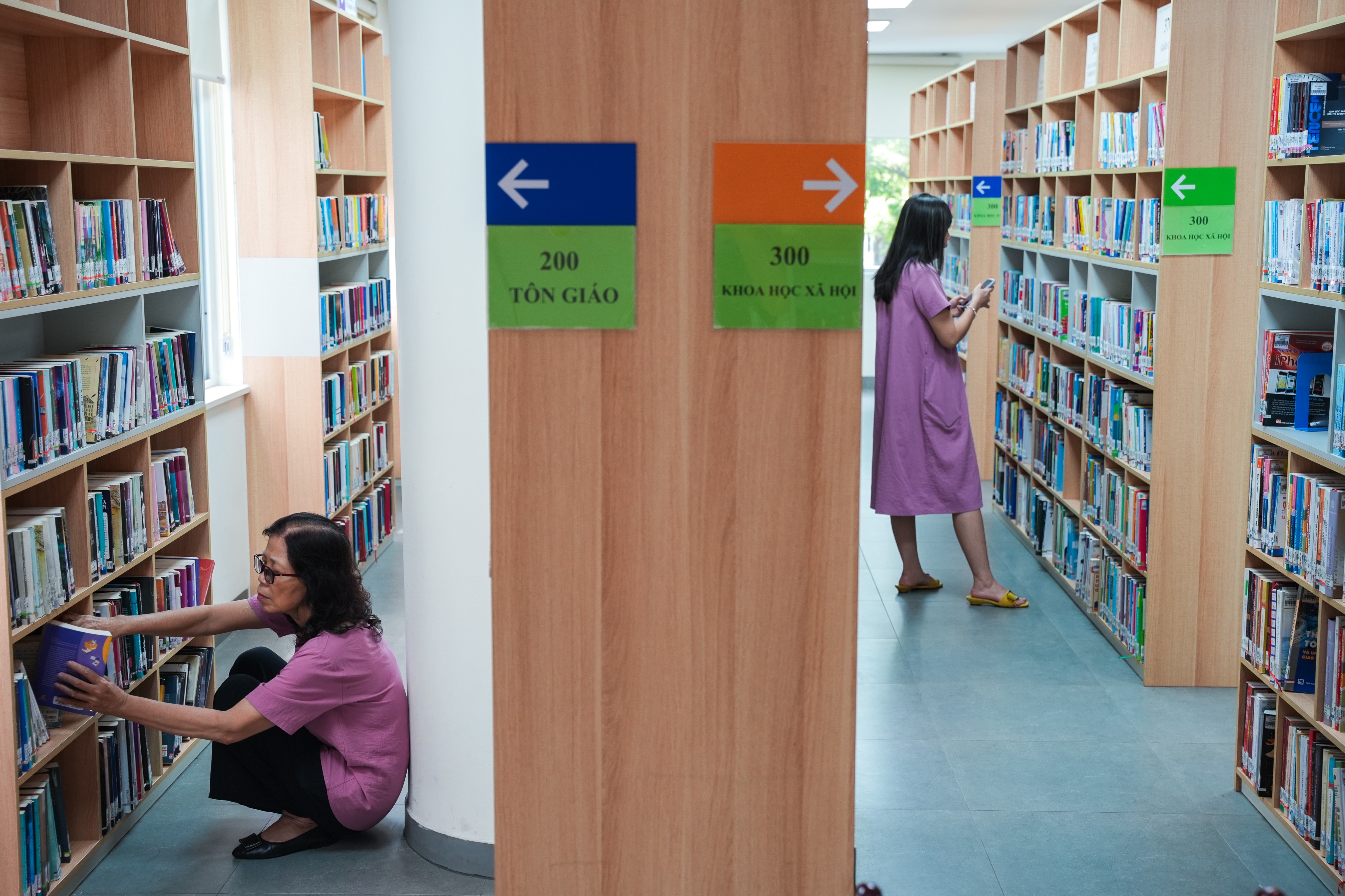 Thu vien Ha Noi,  thu vien,  khong gian hoc,  khong gian mien phi,  muon sach anh 23