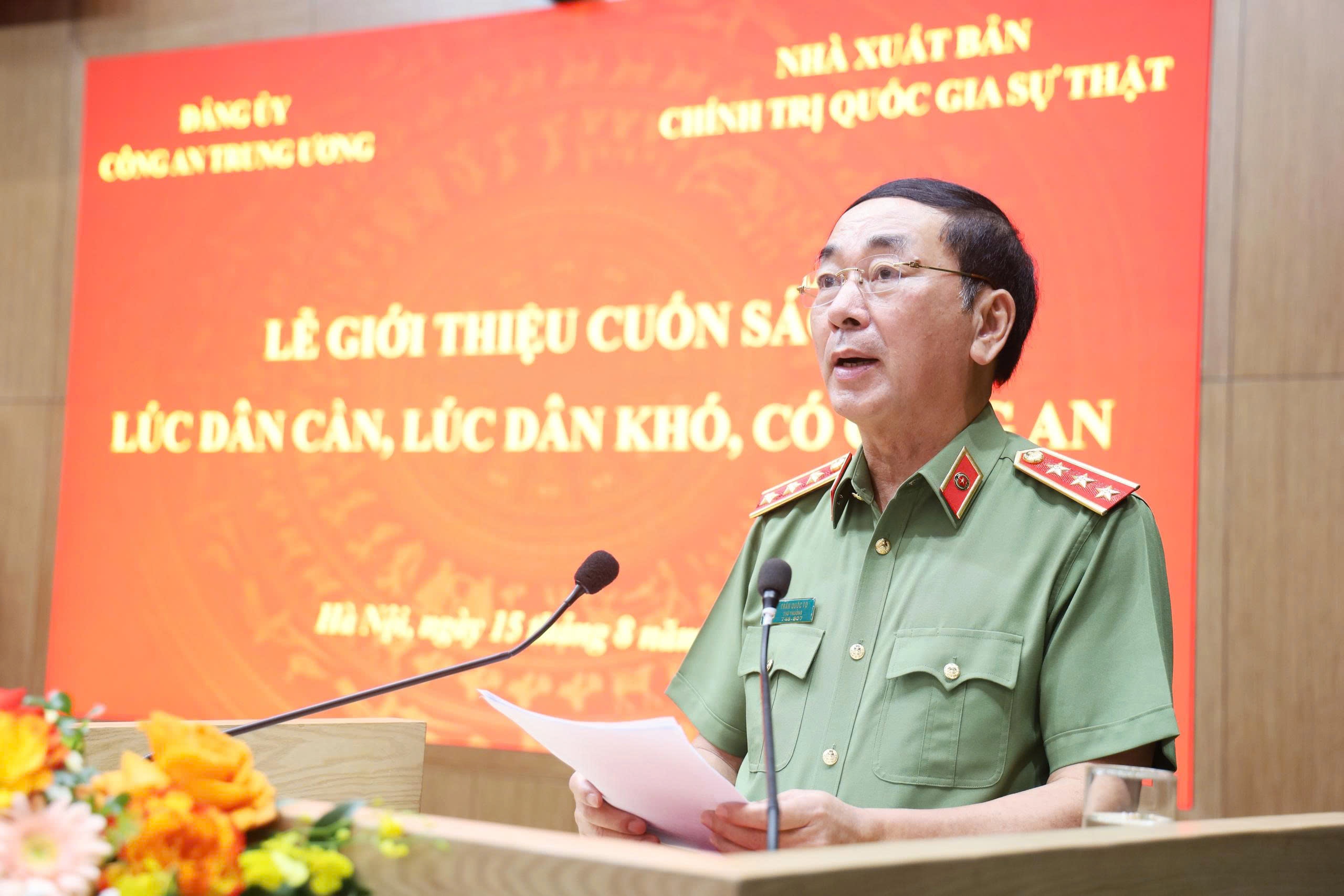 Ra mat sach 'Luc dan can, luc dan kho, co cong an' hinh anh