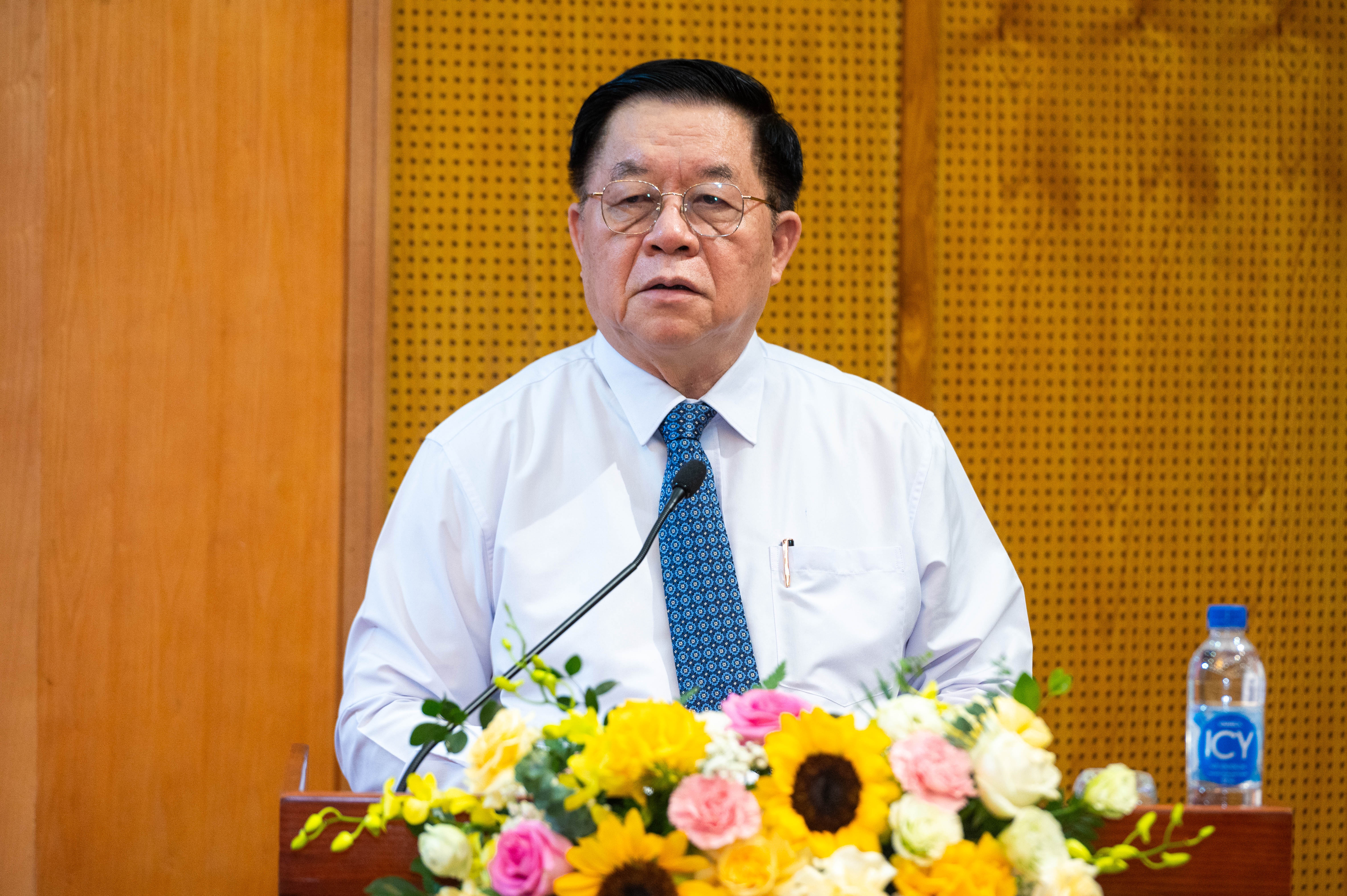 van hoa doc,  tiet doc sach,  nganh xuat ban,  tiet tu chon,  kinh te tri thuc anh 1