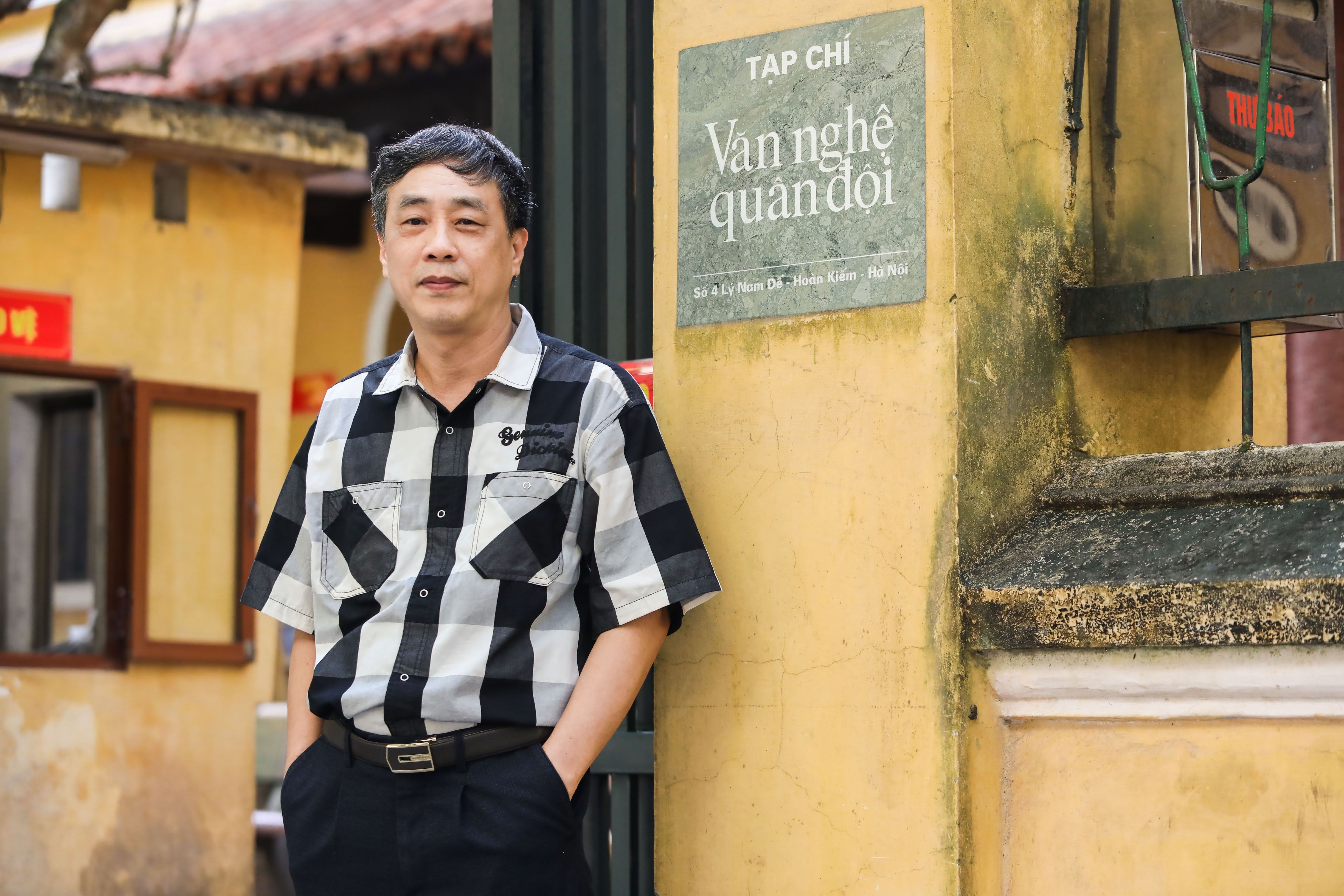 Nguyen Binh Phuong,  nha van Viet Nam,  nha tho Viet Nam,  tac gia Viet Nam,  van chuong duong dai,  A80,  Dat Nuoc anh 1