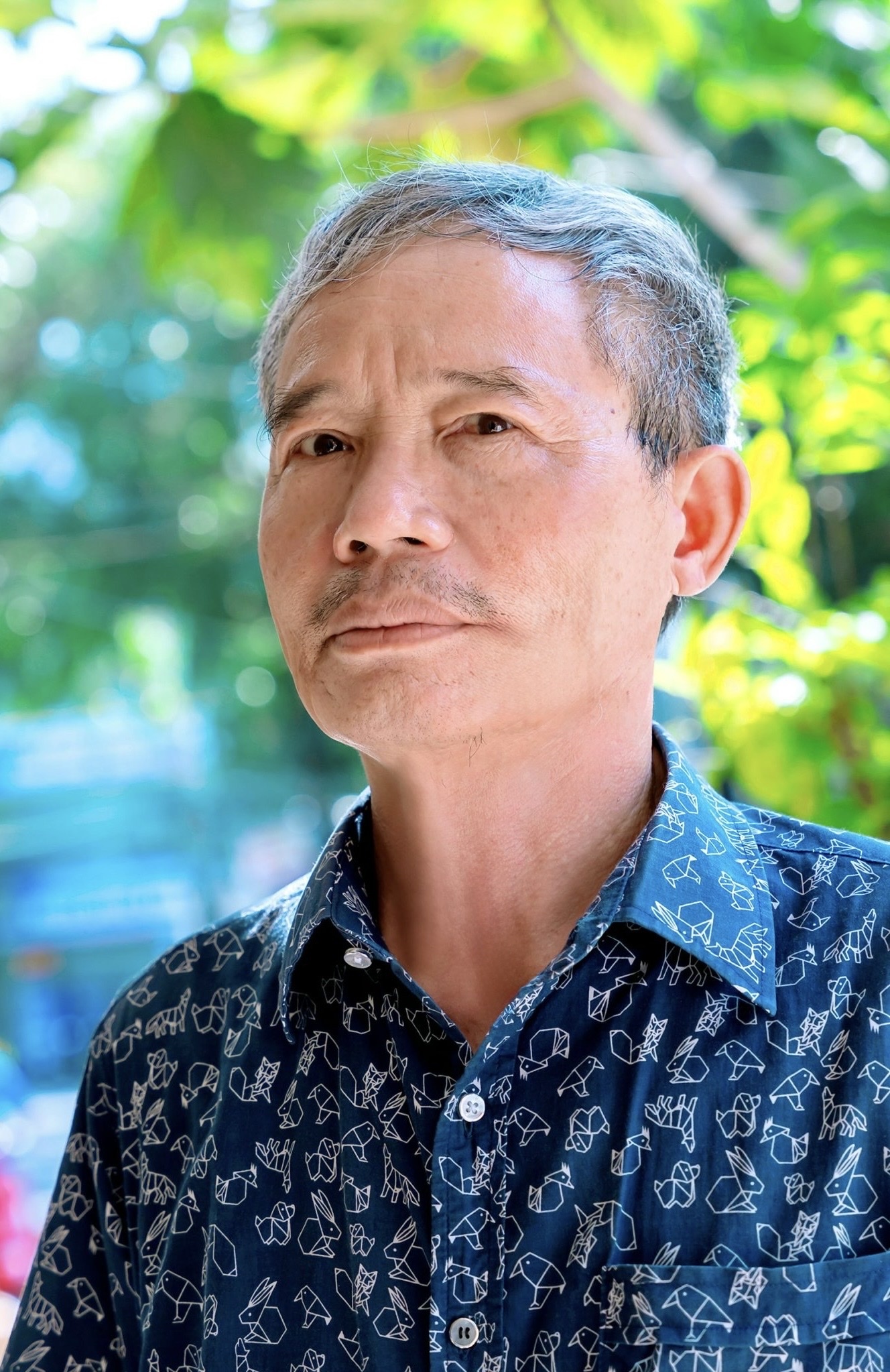 nguoi linh lam sach,  Le Huy Hoa,  nghe xuat ban,  chuyen lam sach anh 2