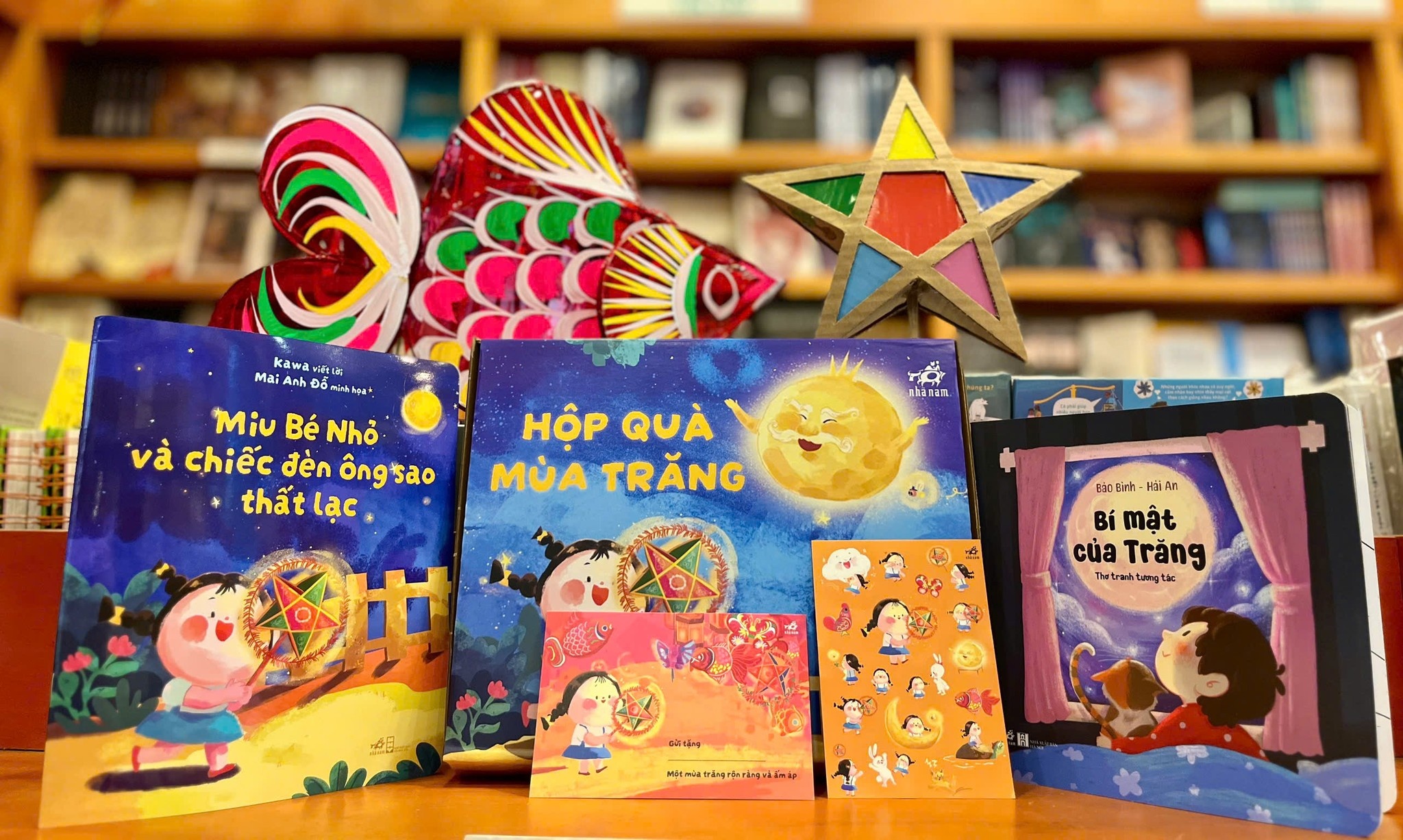 Trung thu,  thi truong trung thu,  hop qua trung thu,  qua tang trung thu,  qua trung thu,  sach thieu nhi anh 2