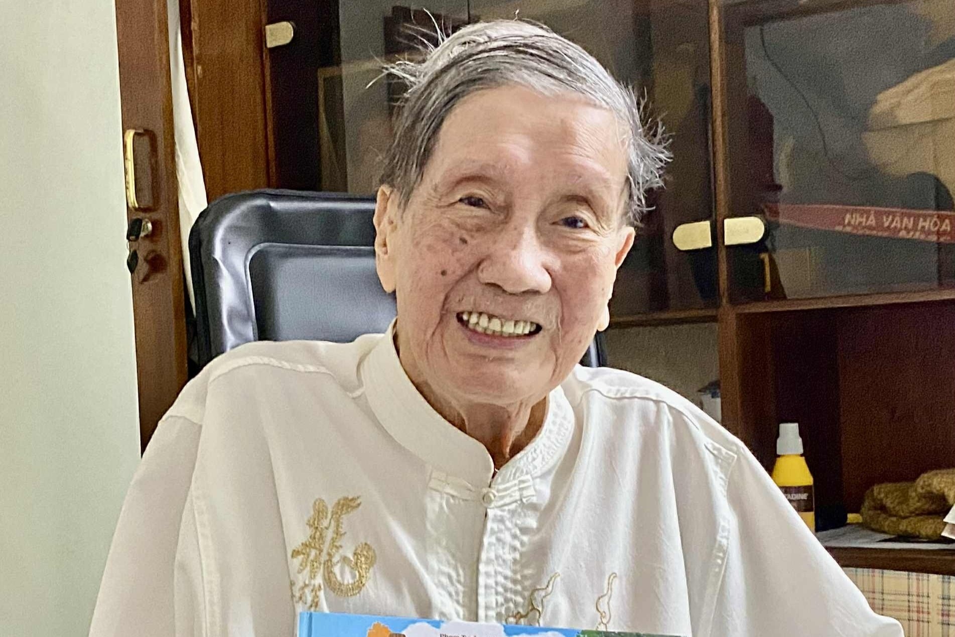 Ra mat tap 2 tuyen tap khuc dong dao cua nhac si Pham Tuyen hinh anh