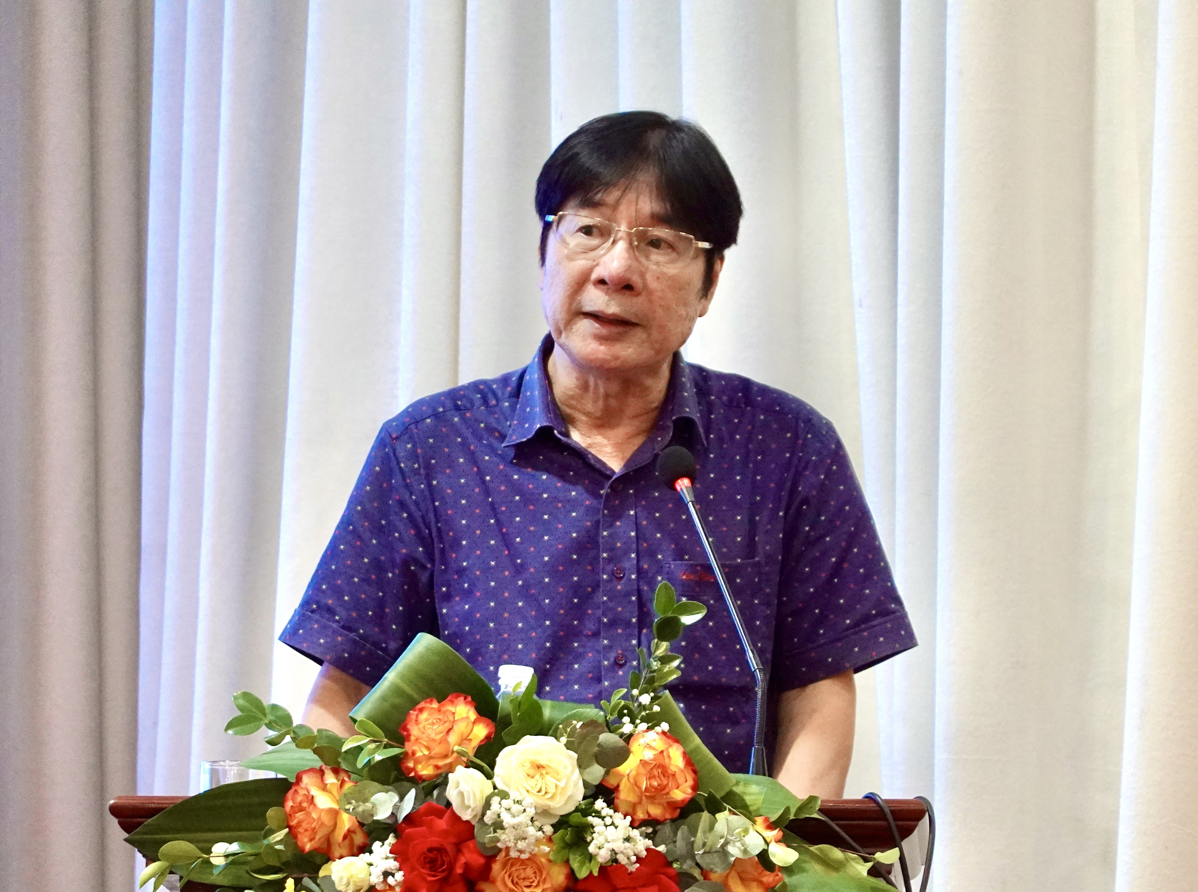 Hoi nha van,  van hoc Viet,  tac pham lon,  chien luoc quoc gia,  50 nam van hoc,  van hoc sau 1975 anh 2