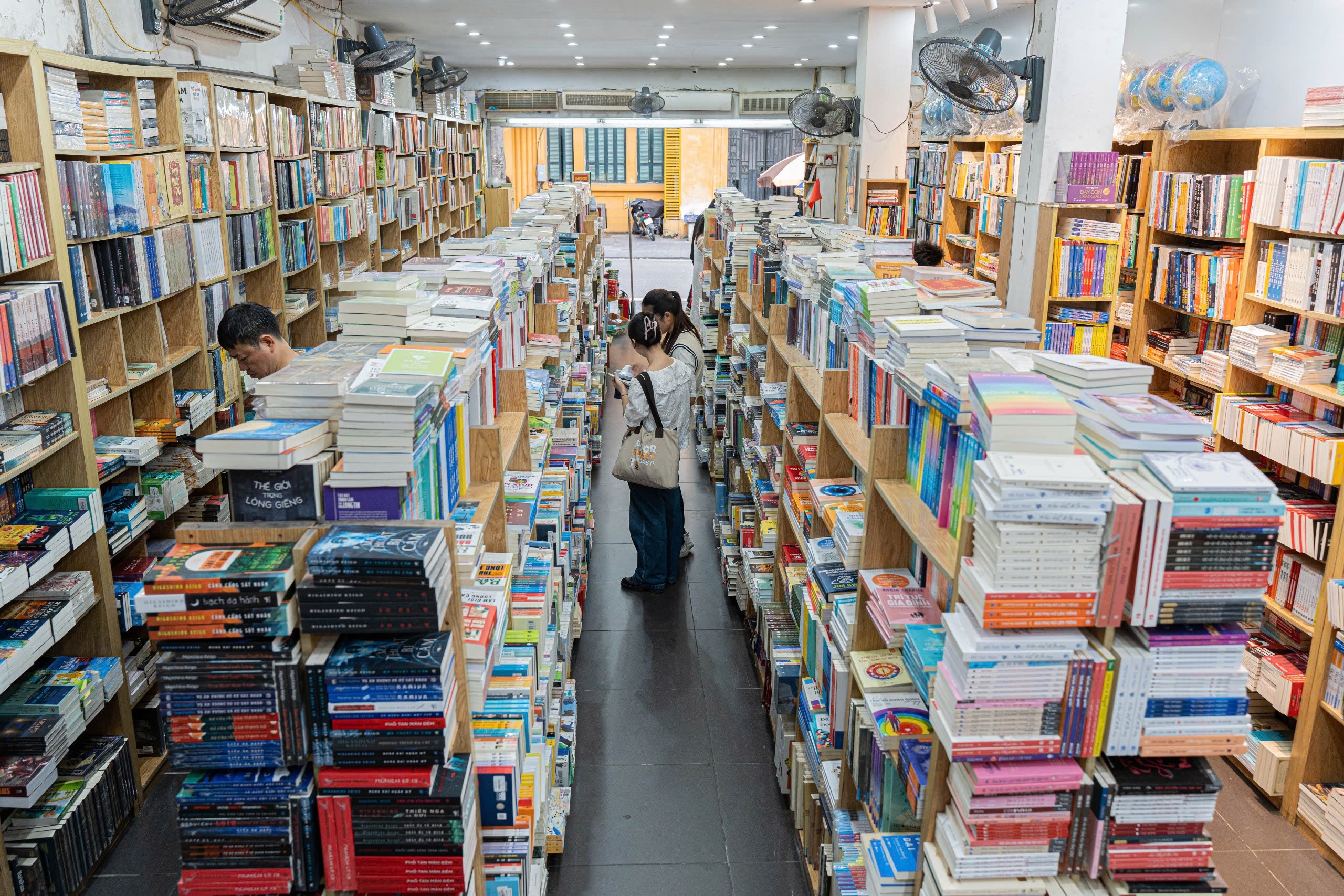 Phat hanh sach tro thanh 'su mach bao' cho hoat dong xuat ban hinh anh