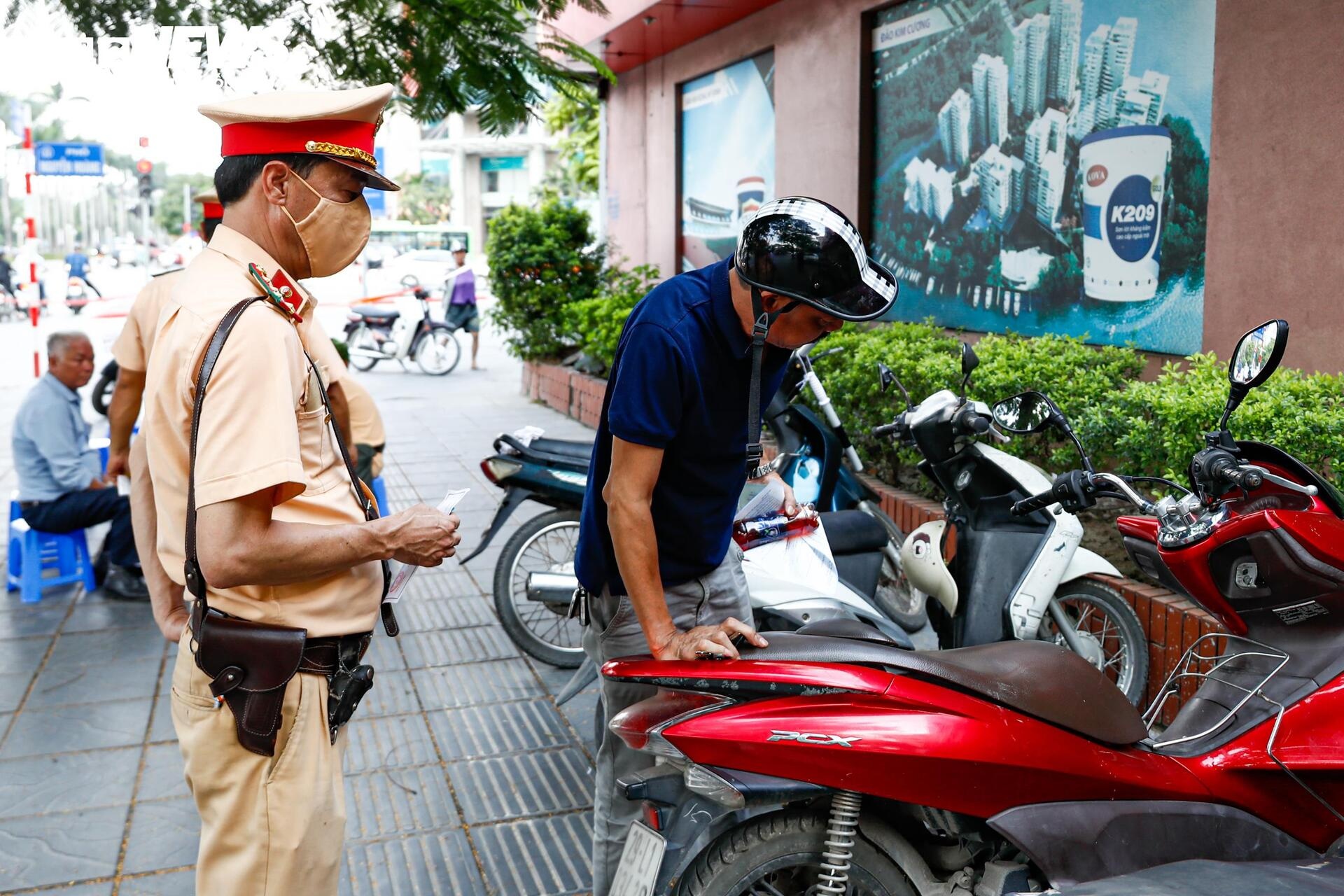 vi pham nong do con anh 13