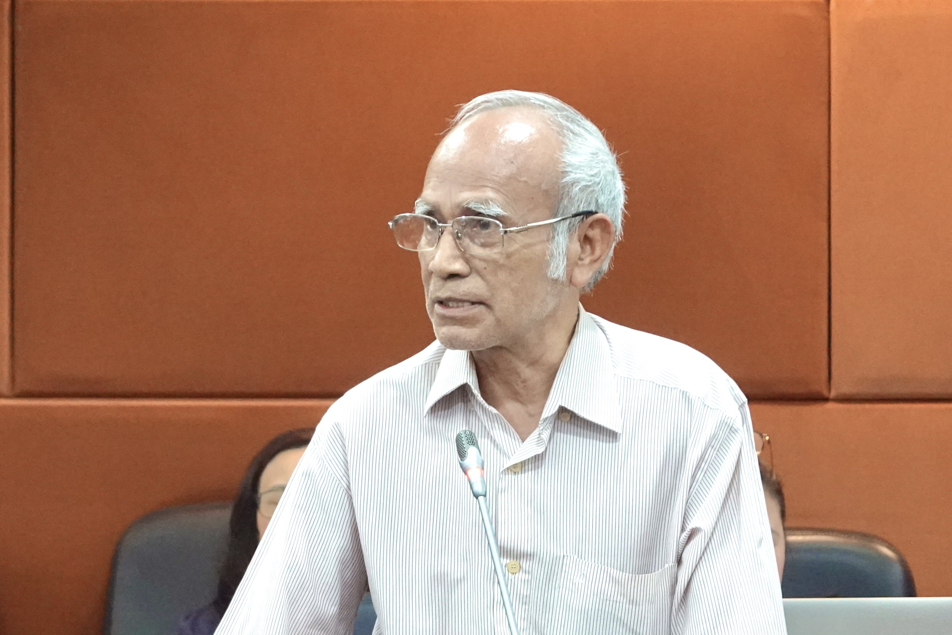 ngu van,  van hoc,  phe binh,  van hoc Viet Nam,  review sach,  Ha Thanh Van,  phe binh van hoc anh 2