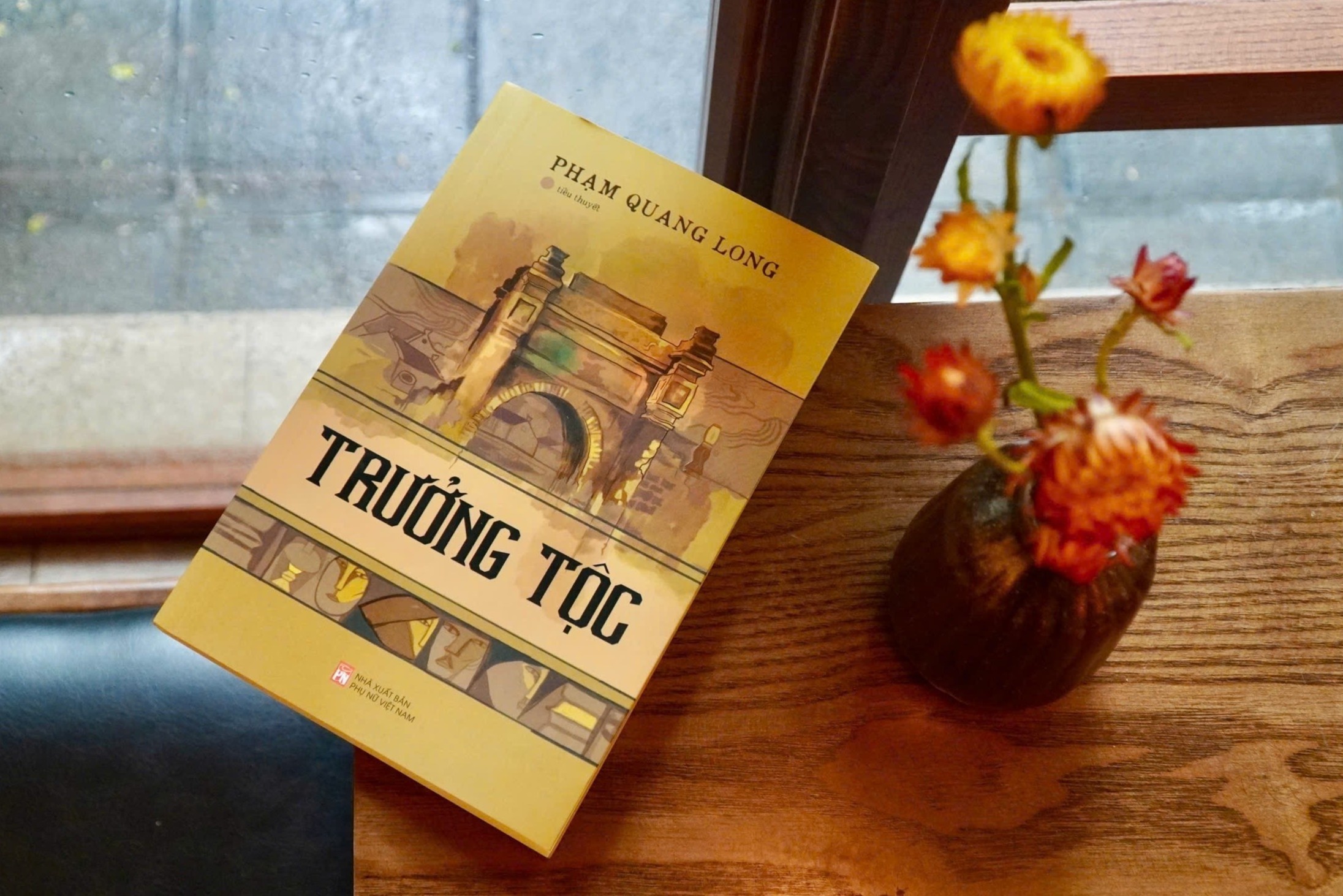 Xung dot the he, canh tranh ho toc o nong thon Viet hinh anh