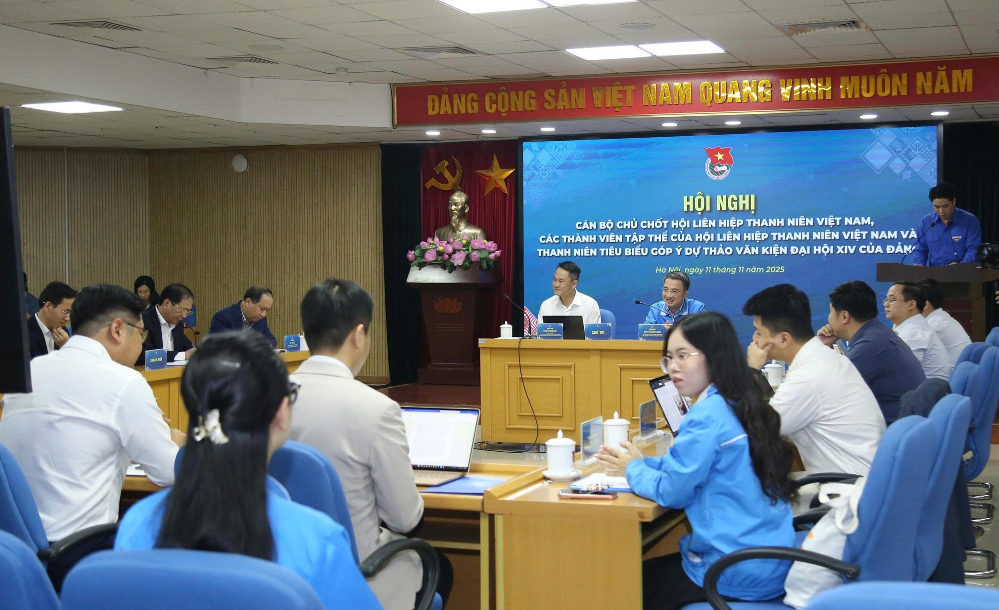 gop y van kien anh 4