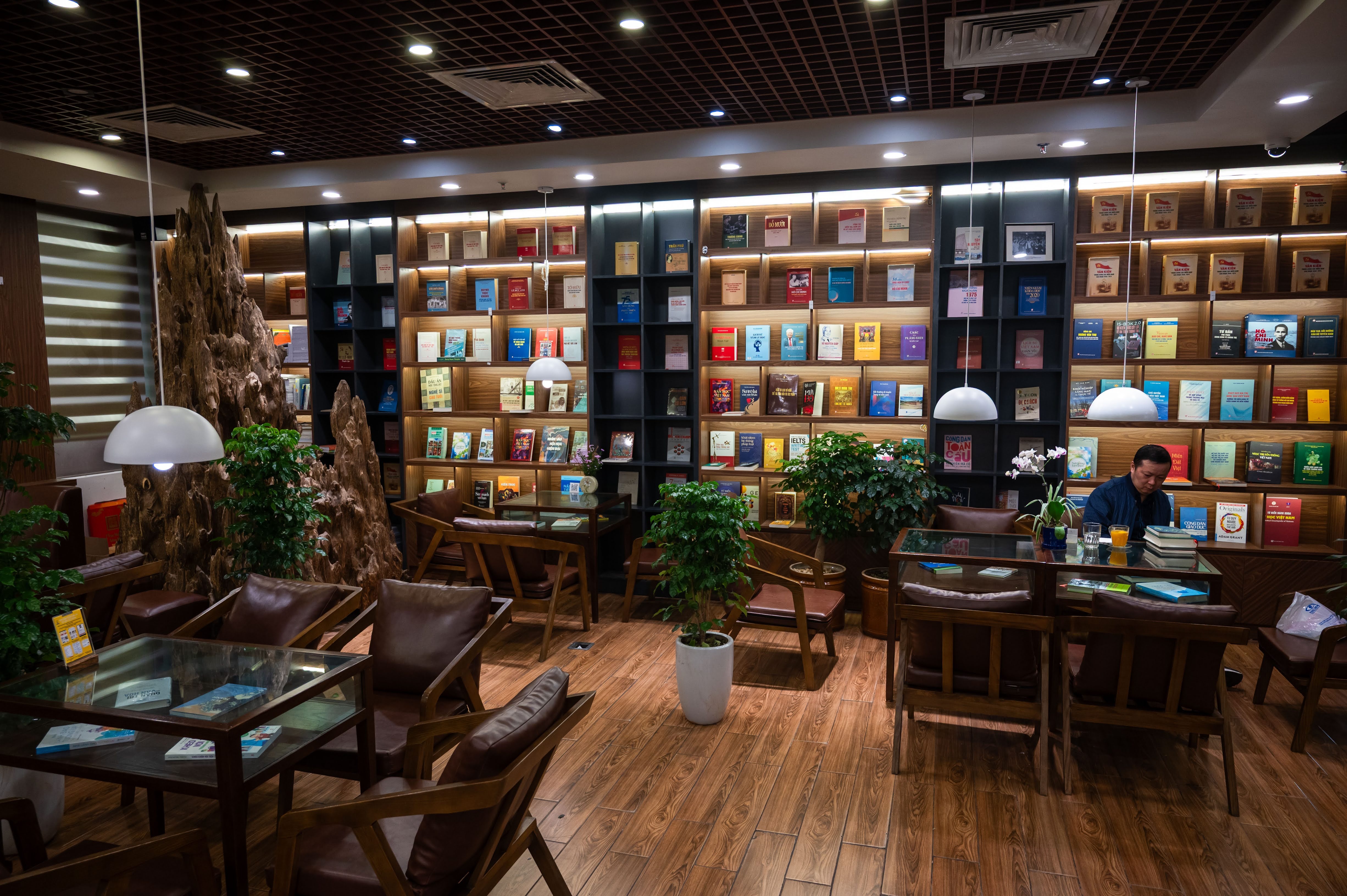 Giai thuong Sach quoc gia anh 10