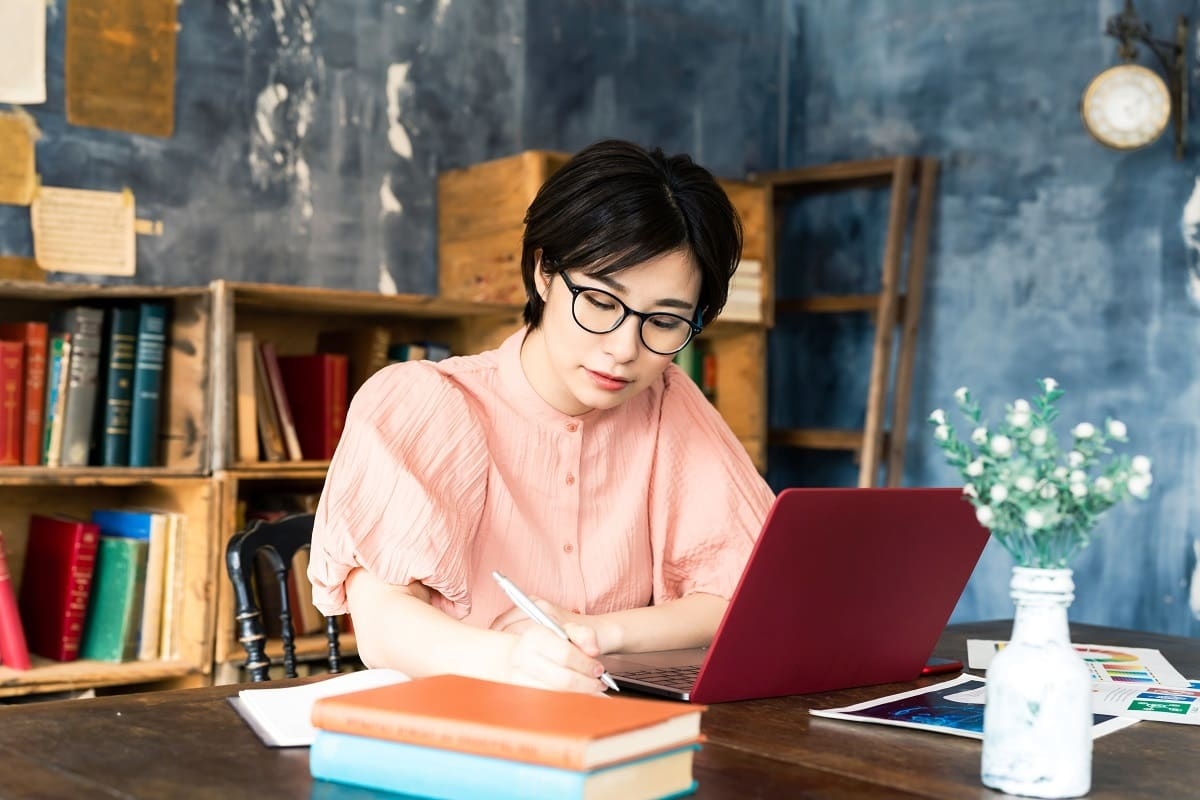 Nghe lam sach: Hanh trinh tham lang cua nhung nguoi 'cong chu' hinh anh