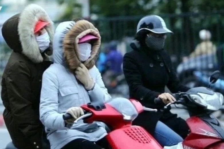 Thoi tiet ngay 19/11: Ret dam bao trum mien Bac, mua lon tai Trung Bo hinh anh