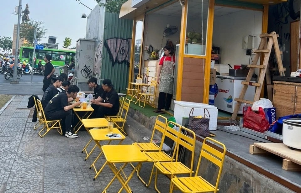 trinh bao cong an anh 1