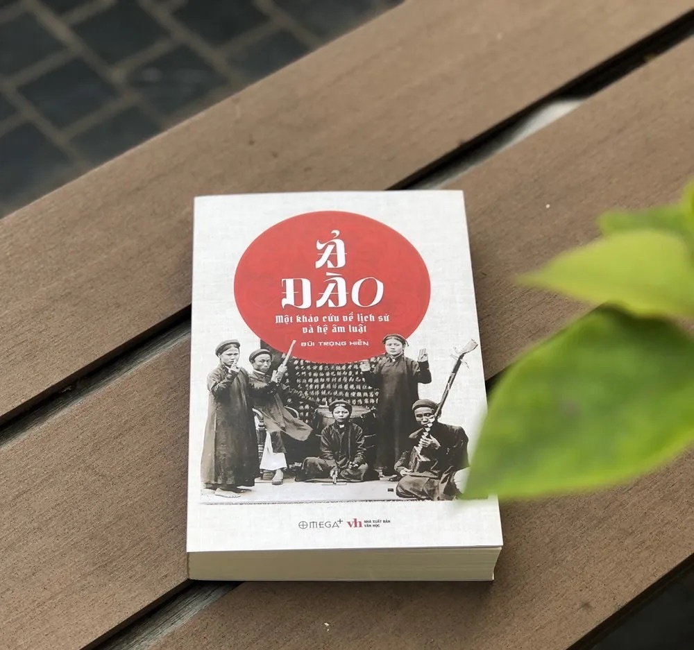 phe binh van hoc anh 2