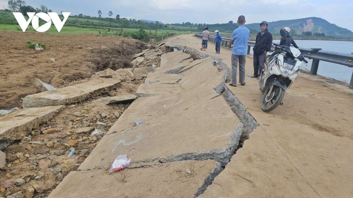 Sau sap bo ke lam 4 nguoi thiet mang, Dak Lak ra soat khan cong trinh hinh anh