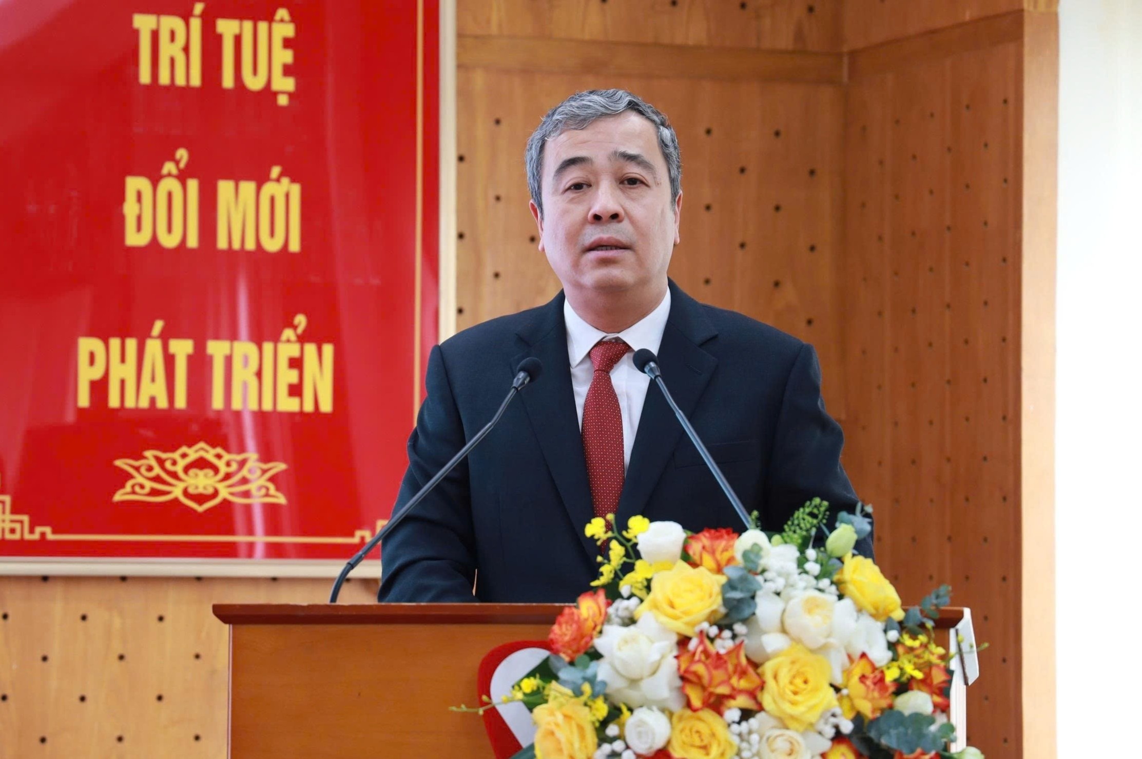 Nganh Tuyen giao va Dan van trong nhiem ky Dai hoi XIII cua Dang hinh anh