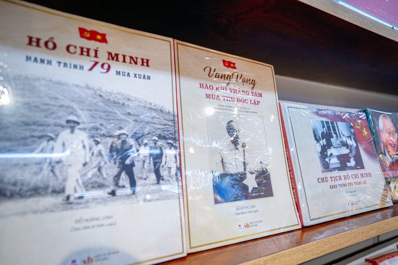 sách bán chạy ảnh 20 sach ban chay anh 20