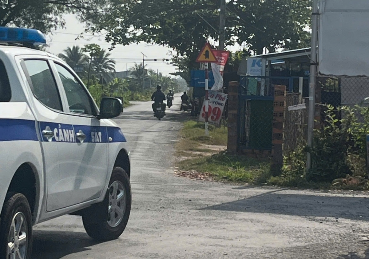 Vinh Long: Dieu tra nghi an chong gay tai nan xe cho vo roi tu sat hinh anh