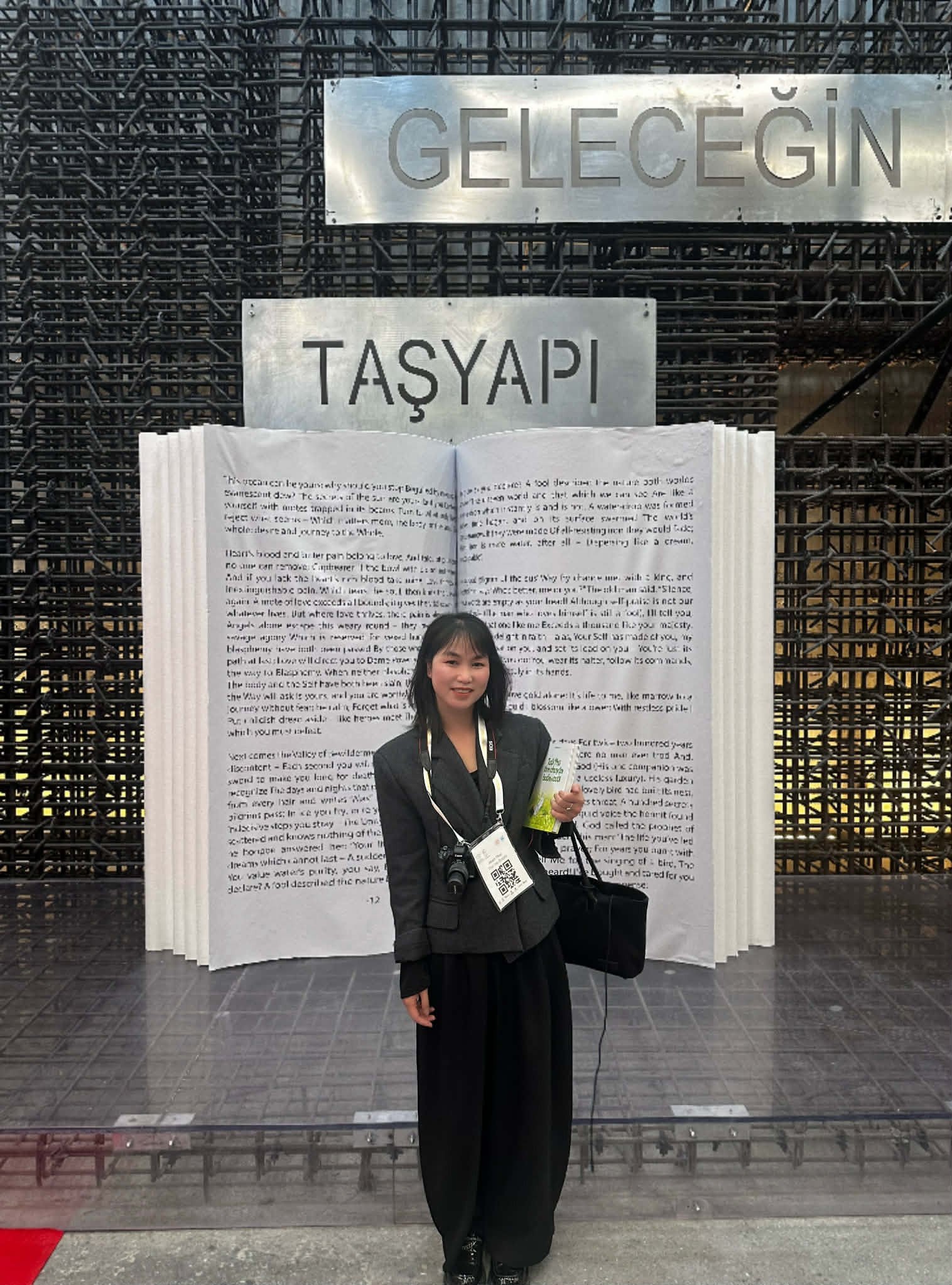 Thi truong sach anh 2