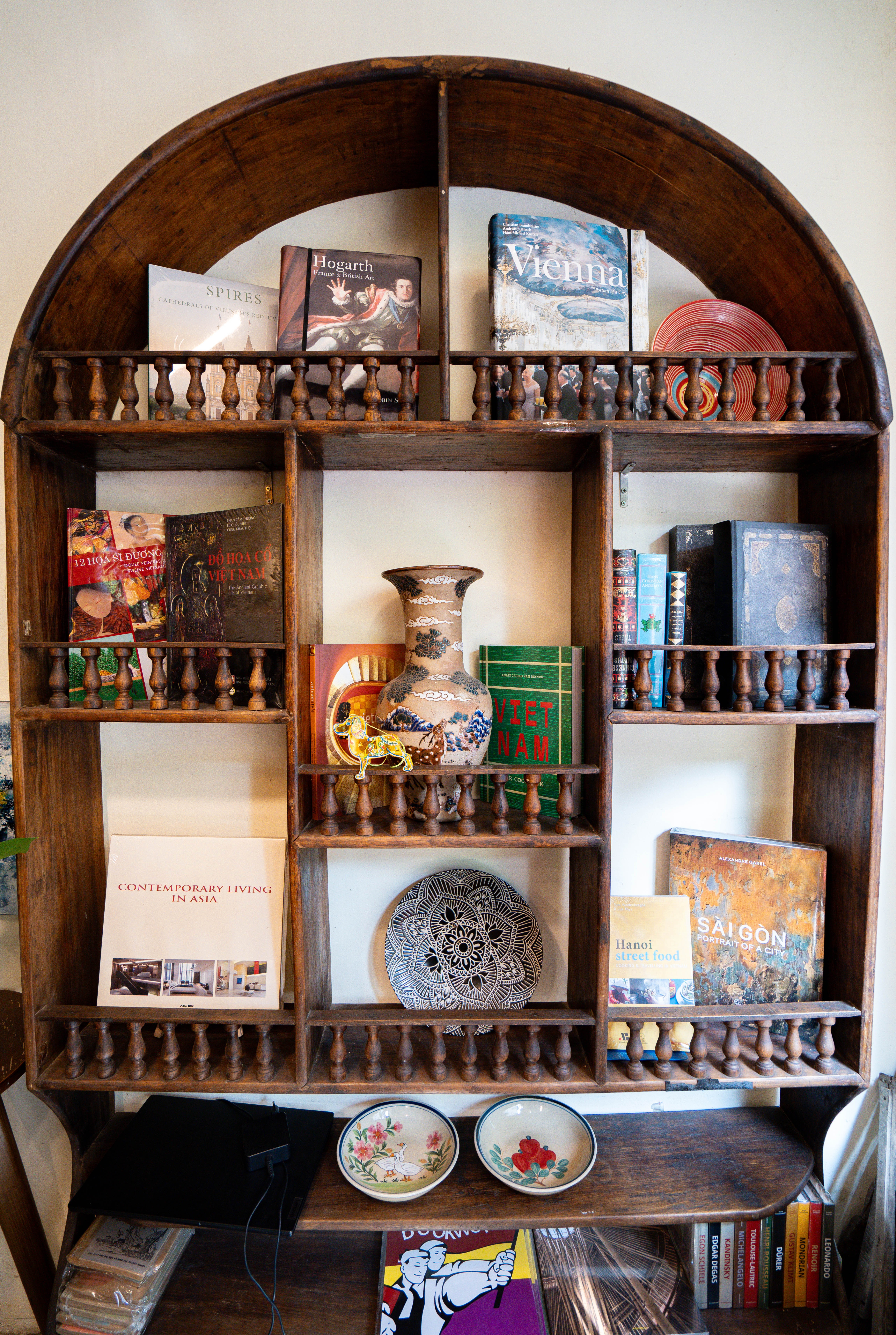 the bookworm hanoi ảnh 5 the bookworm hanoi anh 5