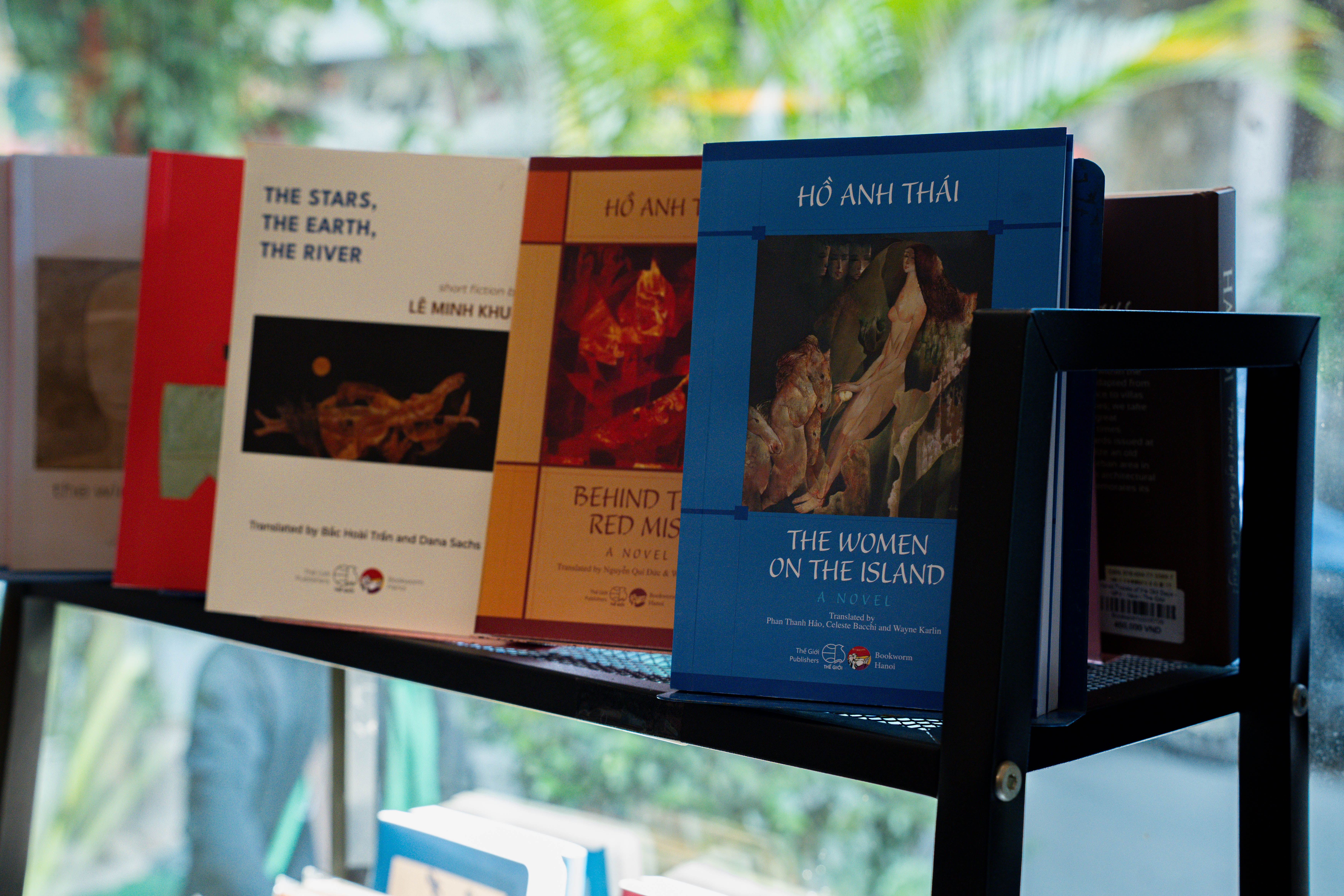 the bookworm hanoi ảnh 11 the bookworm hanoi anh 11