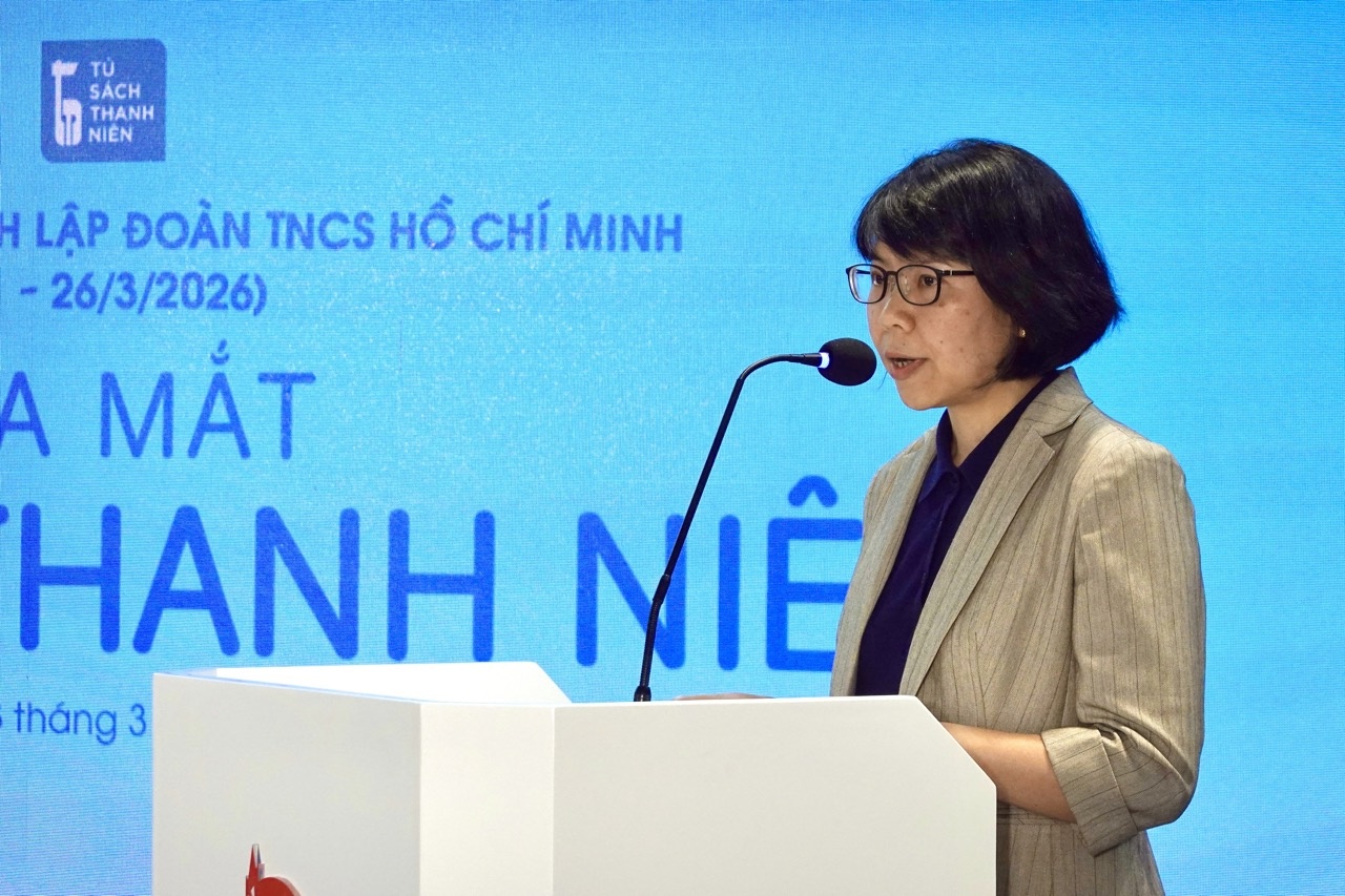 pham xuan thach anh 4