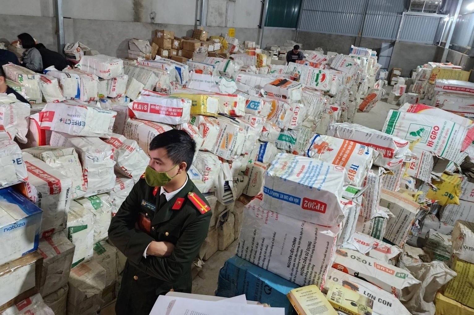 Sach lau phan manh o chuc tinh, rap noi tai mot tinh, tuon di ca nuoc hinh anh